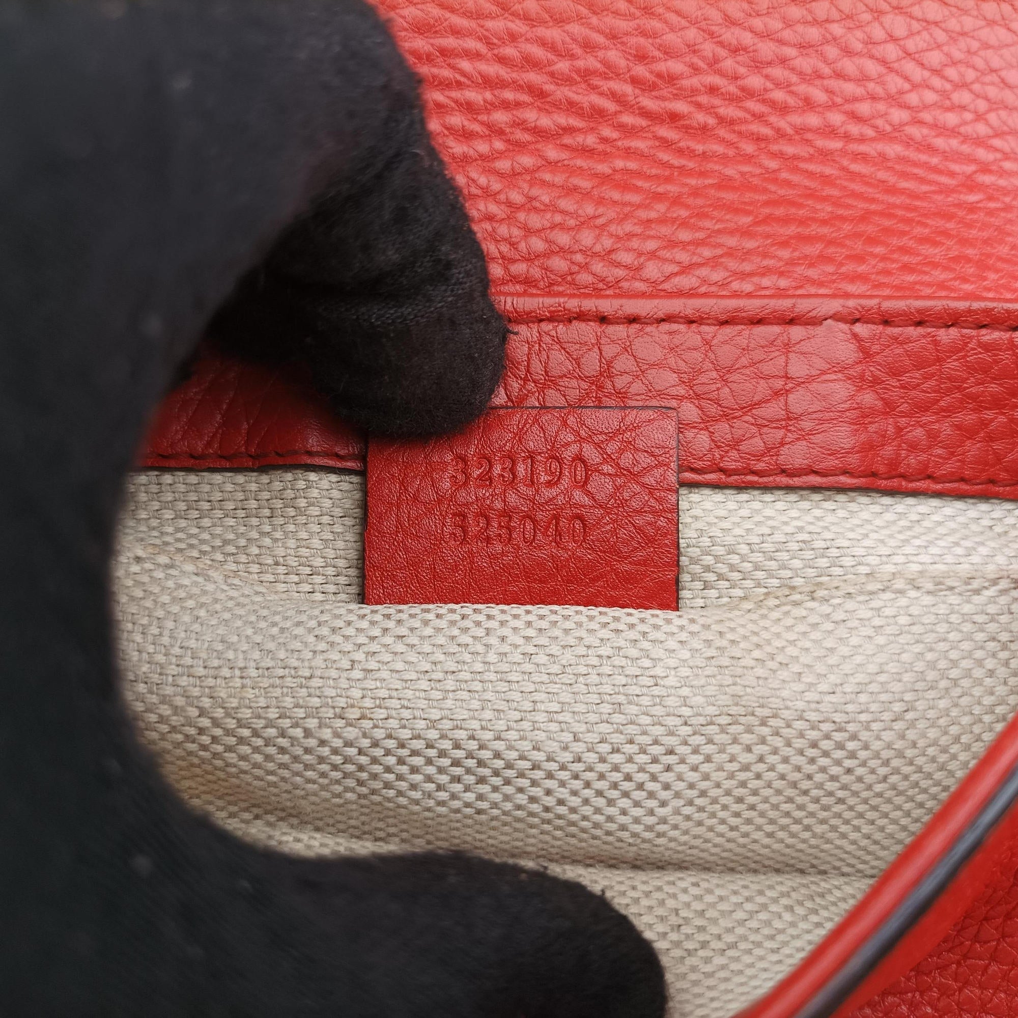 Pre-owned Gucci Soho Orange Leather 323190 shoulderbag | stylenewstar
