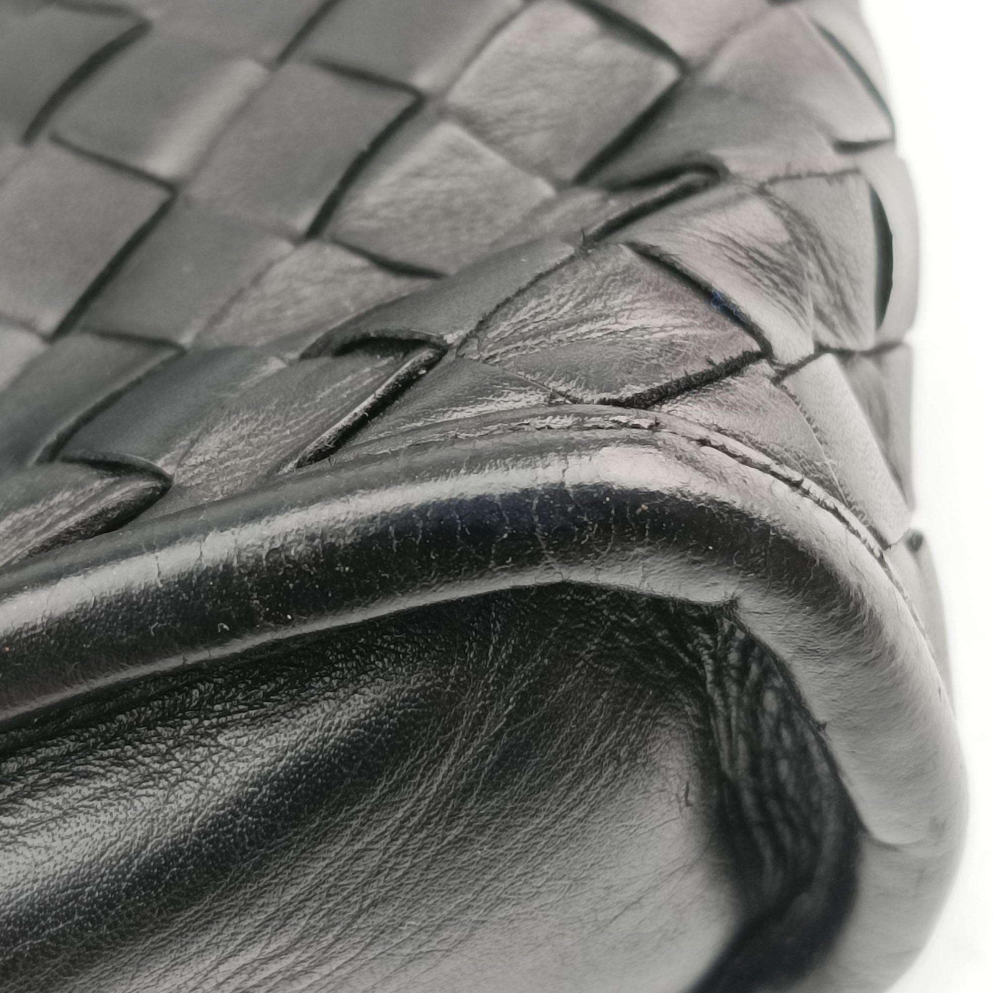 Pre-owned Bottega Veneta Intrecciato Black lambskin  handbag | stylenewstar