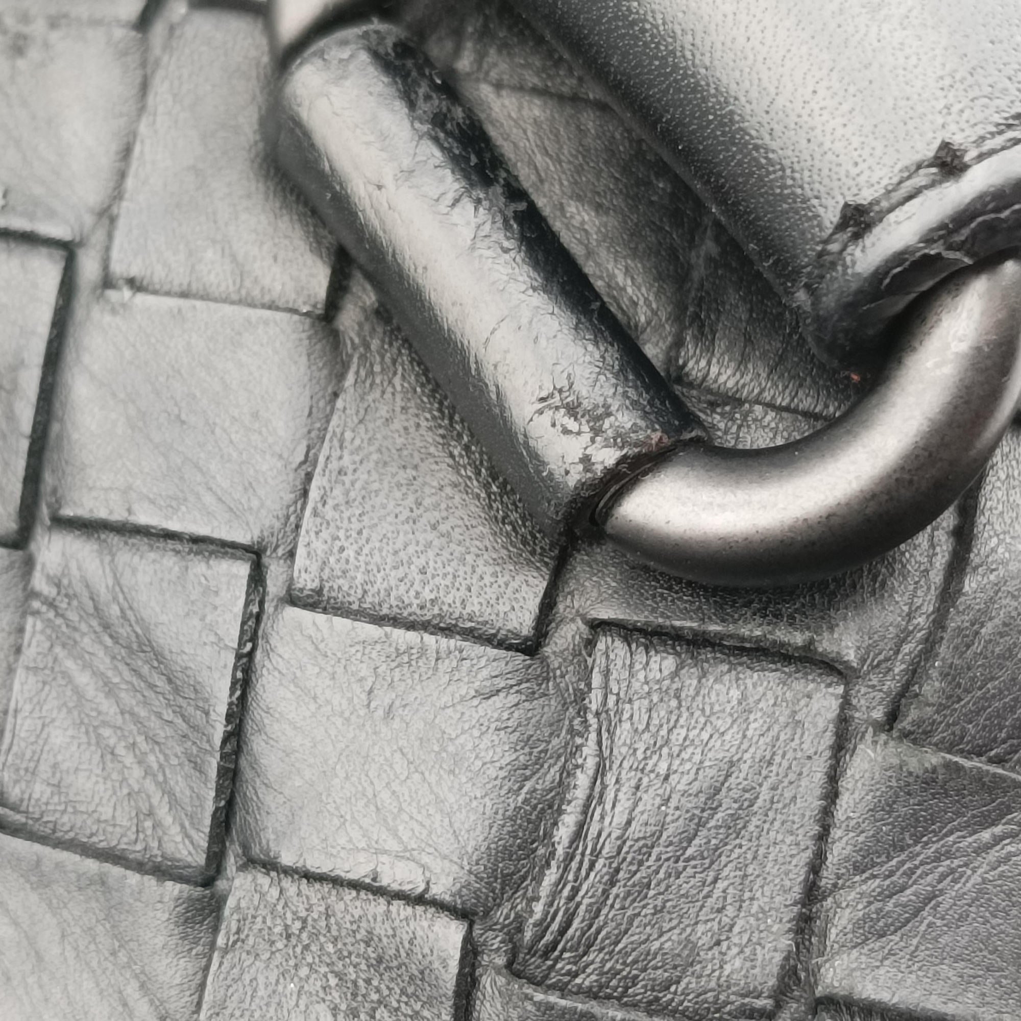 Pre-owned Bottega Veneta Intrecciato Black lambskin  handbag | stylenewstar