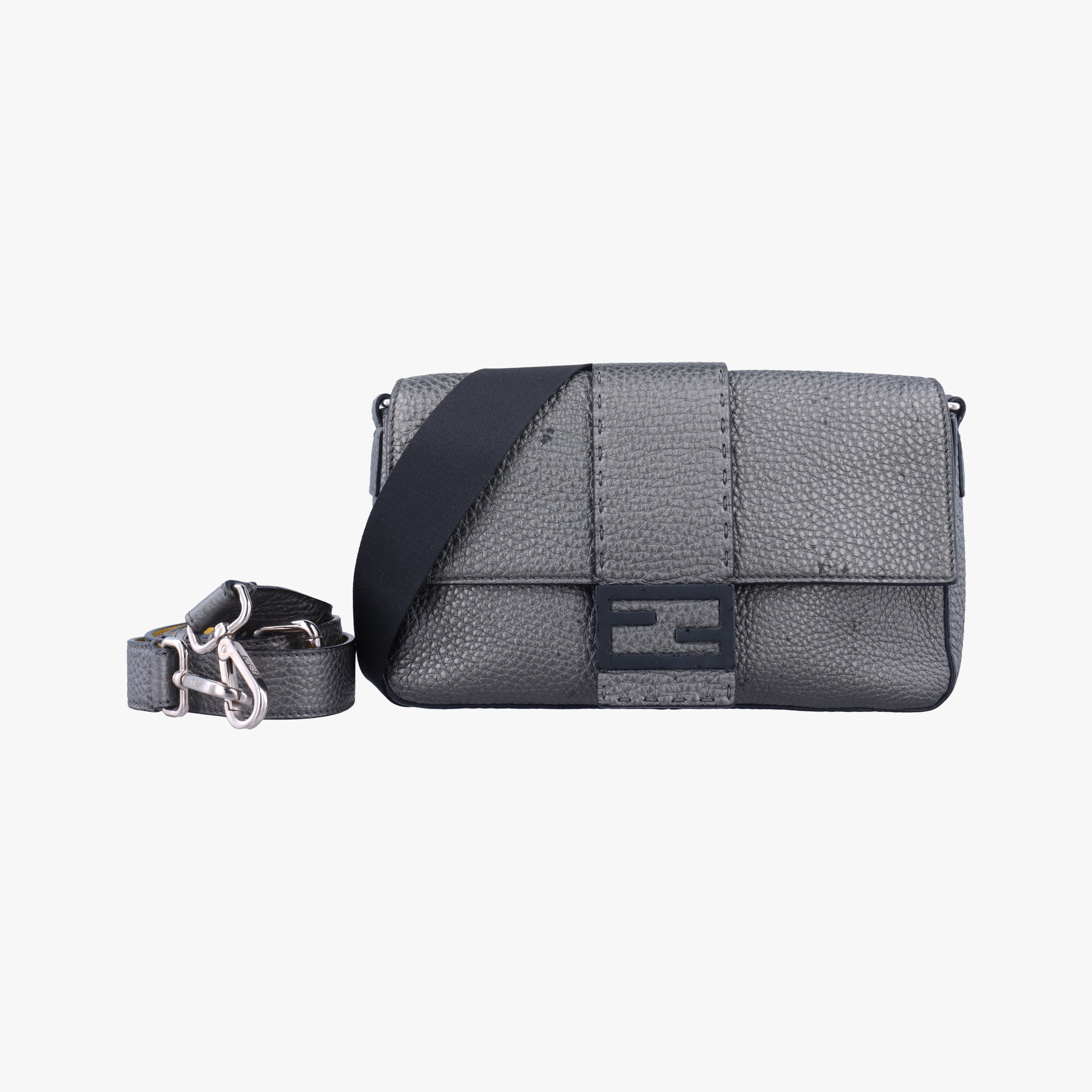 Vintage Fendi Baguette Grey Leather 7VA472 shoulderbag | stylenewstar