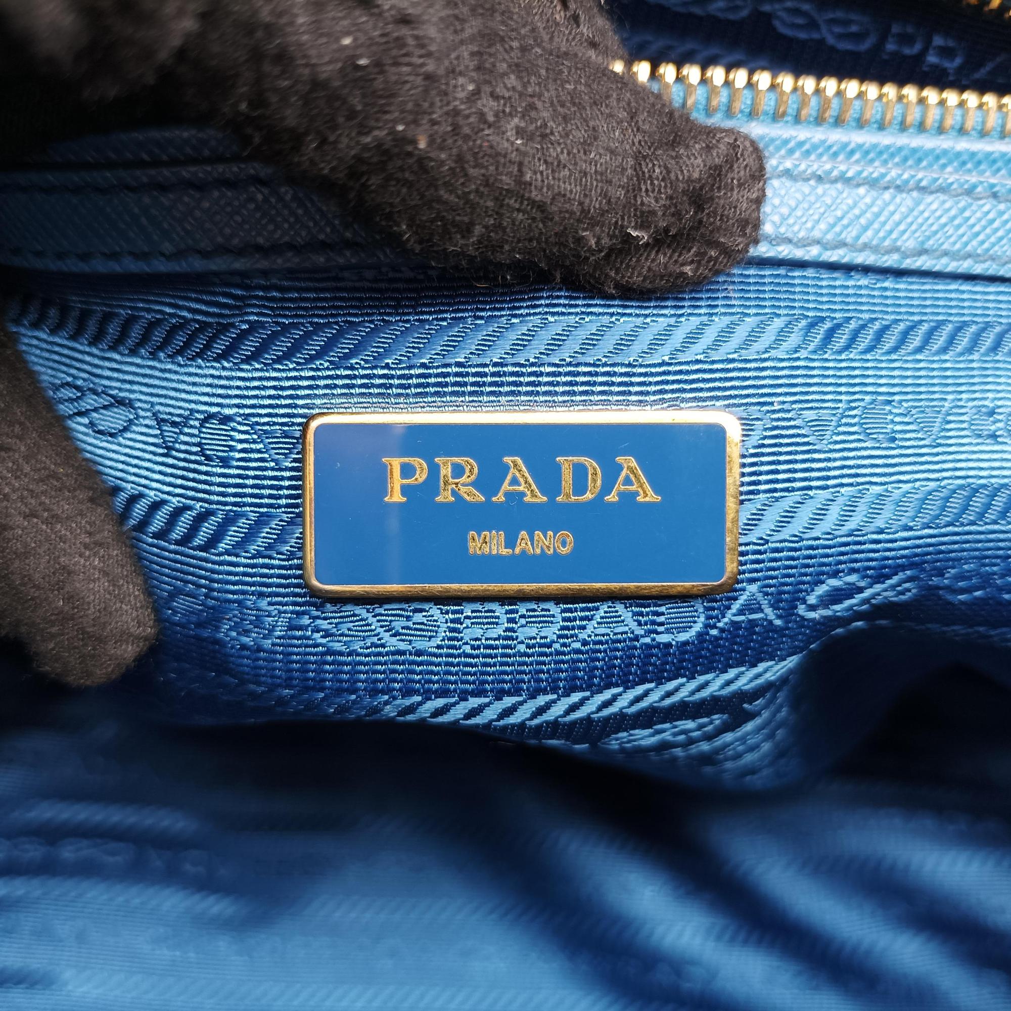 Vintage Prada Galleria Blue SAFFIANO Leather BN1801 shoulderbag | stylenewstar
