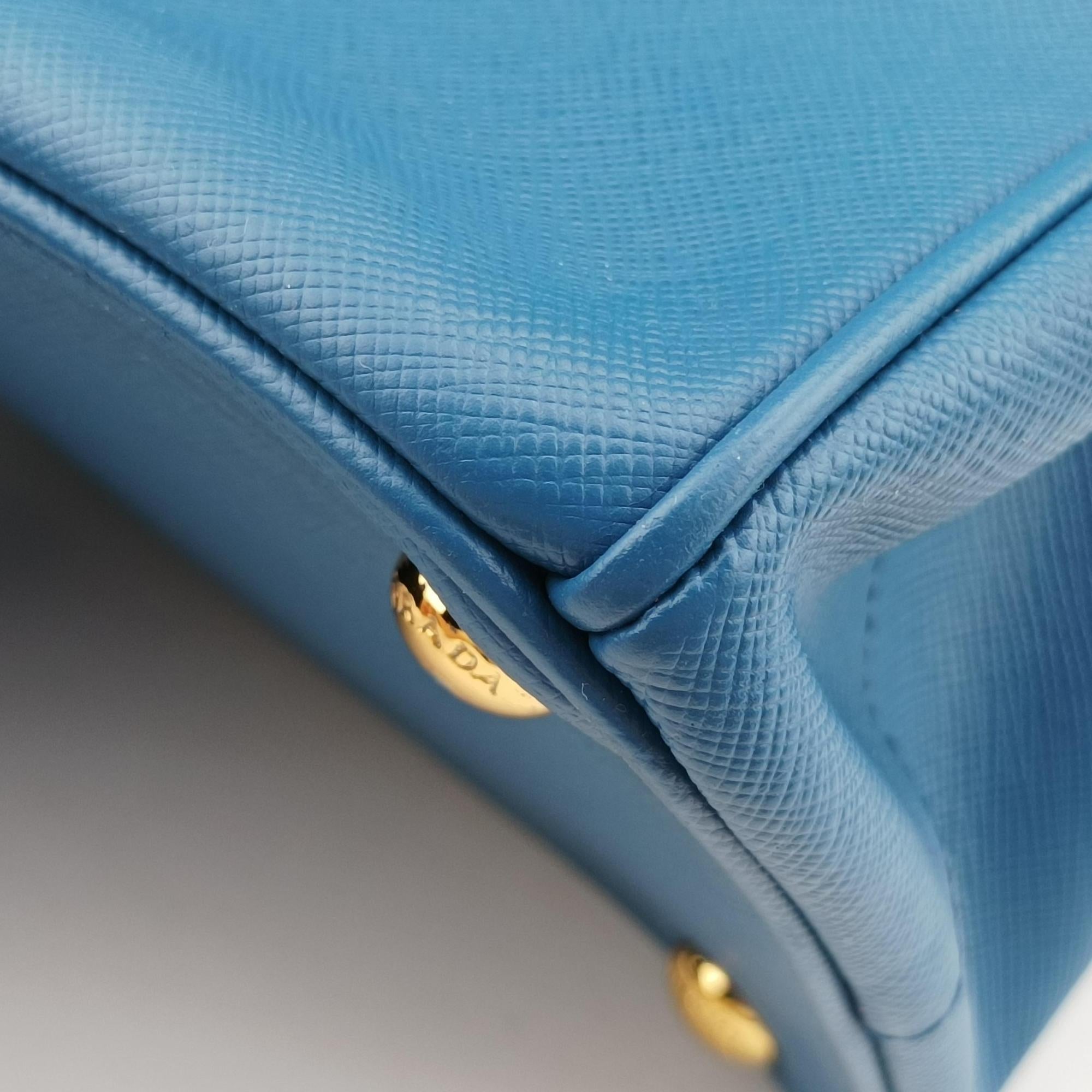 Vintage Prada Galleria Blue SAFFIANO Leather BN1801 shoulderbag | stylenewstar