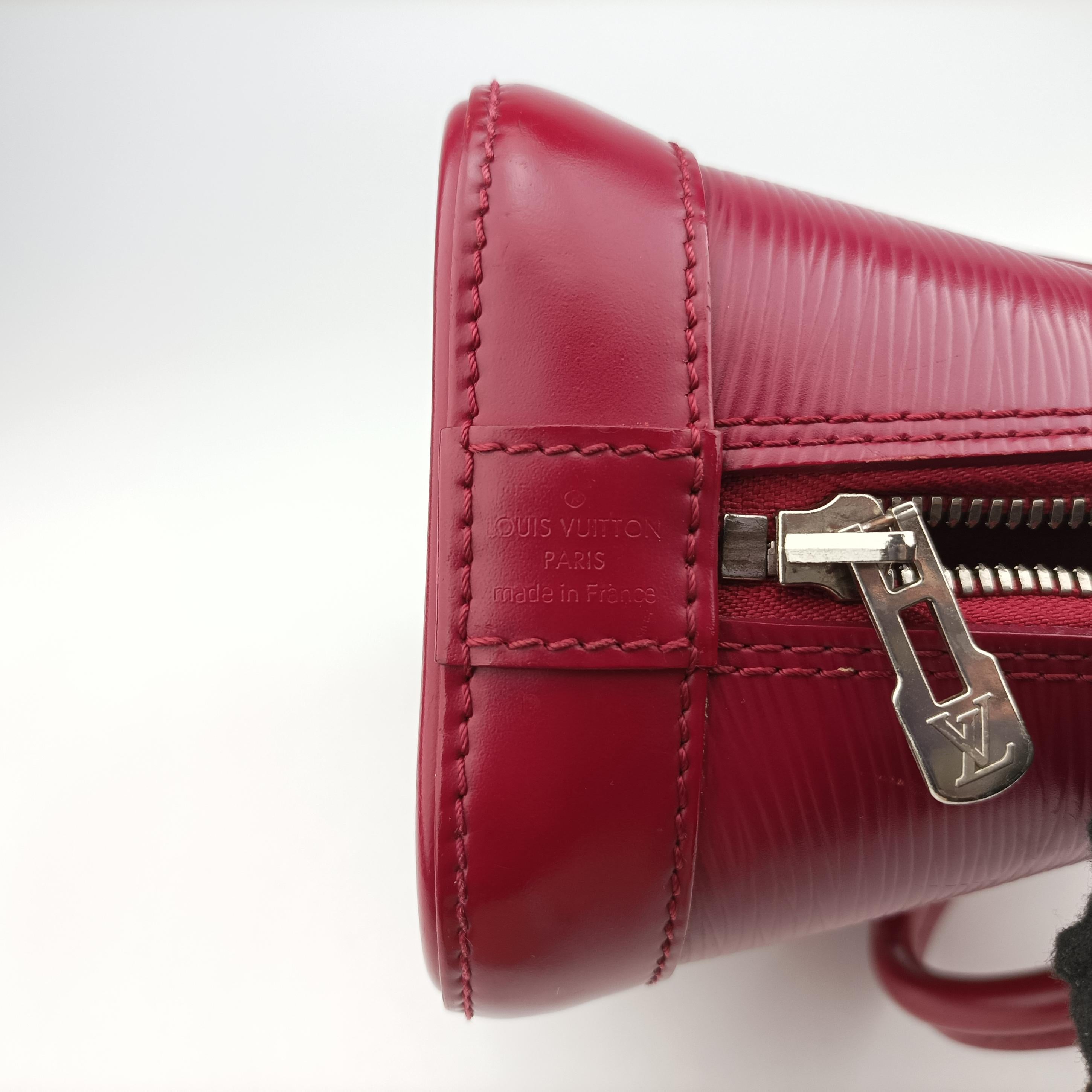 Vintage Louis Vuitton Alma BB FUCHSIA Epi M40851 shoulderbag | stylenewstar