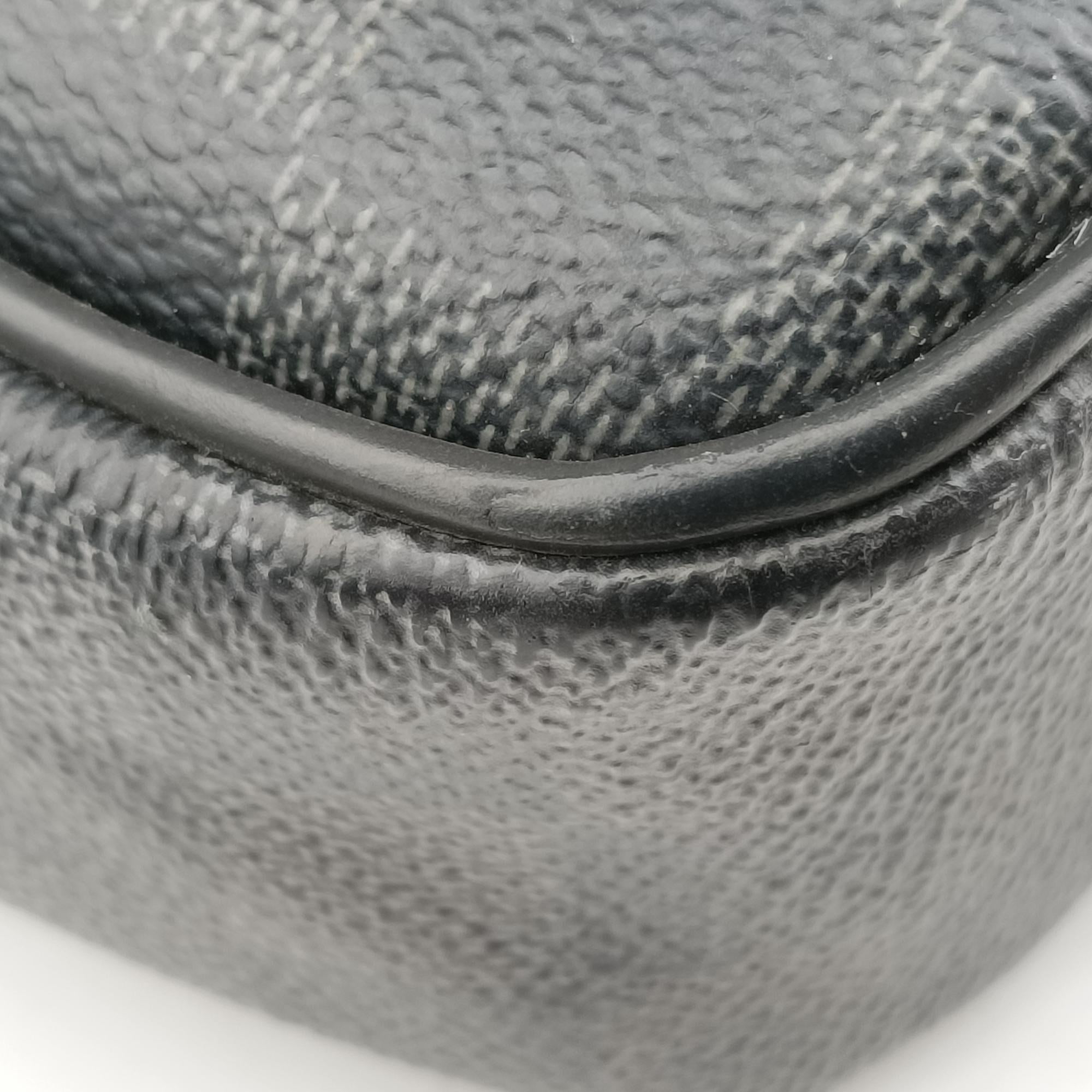Pre-owned Louis Vuitton Porte Documents Voyage PM Noir Damier Graphite N41478 shoulderbag | stylenewstar