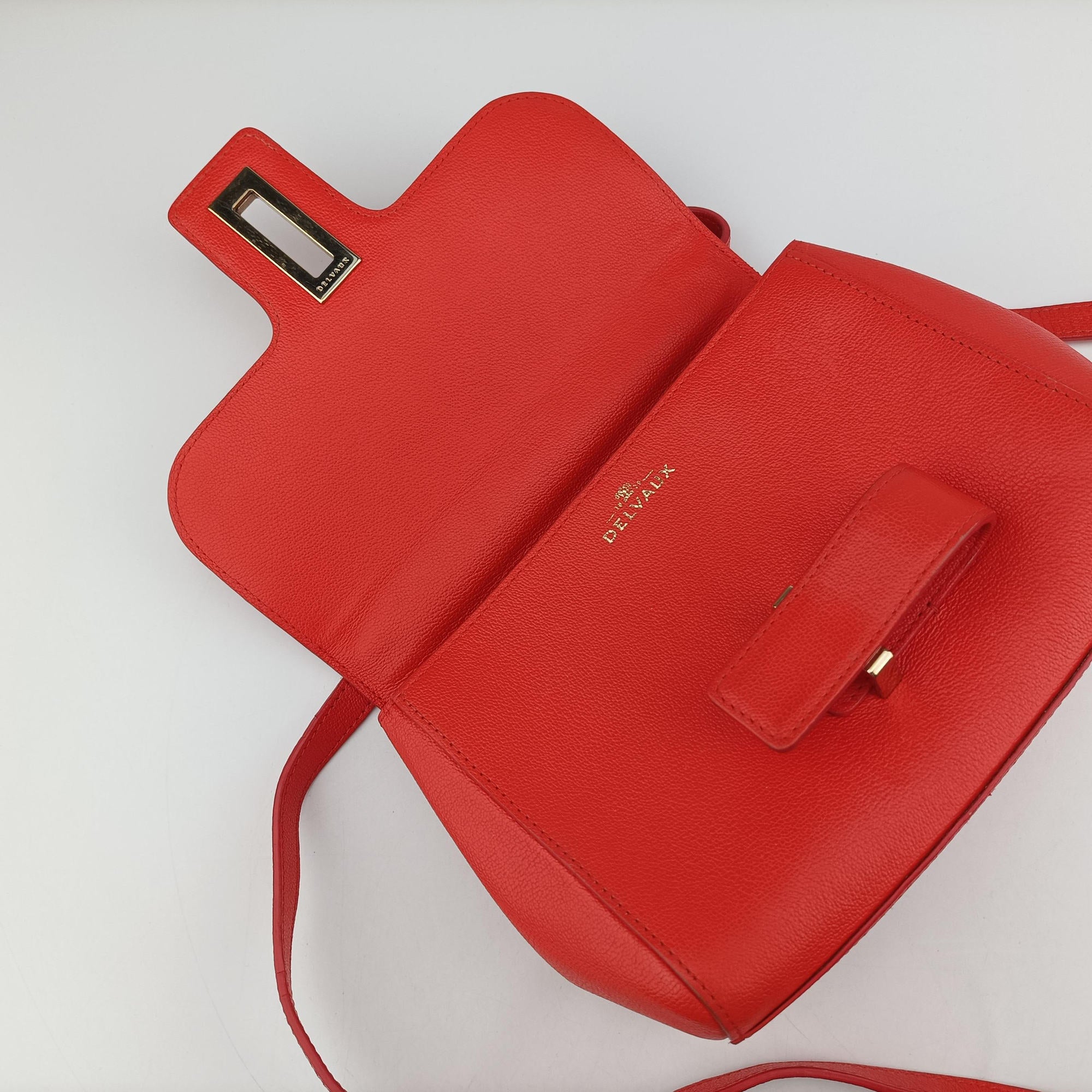 Vintage Delvaux Simplissime City PM Orange red leather  shoulderbag | stylenewstar