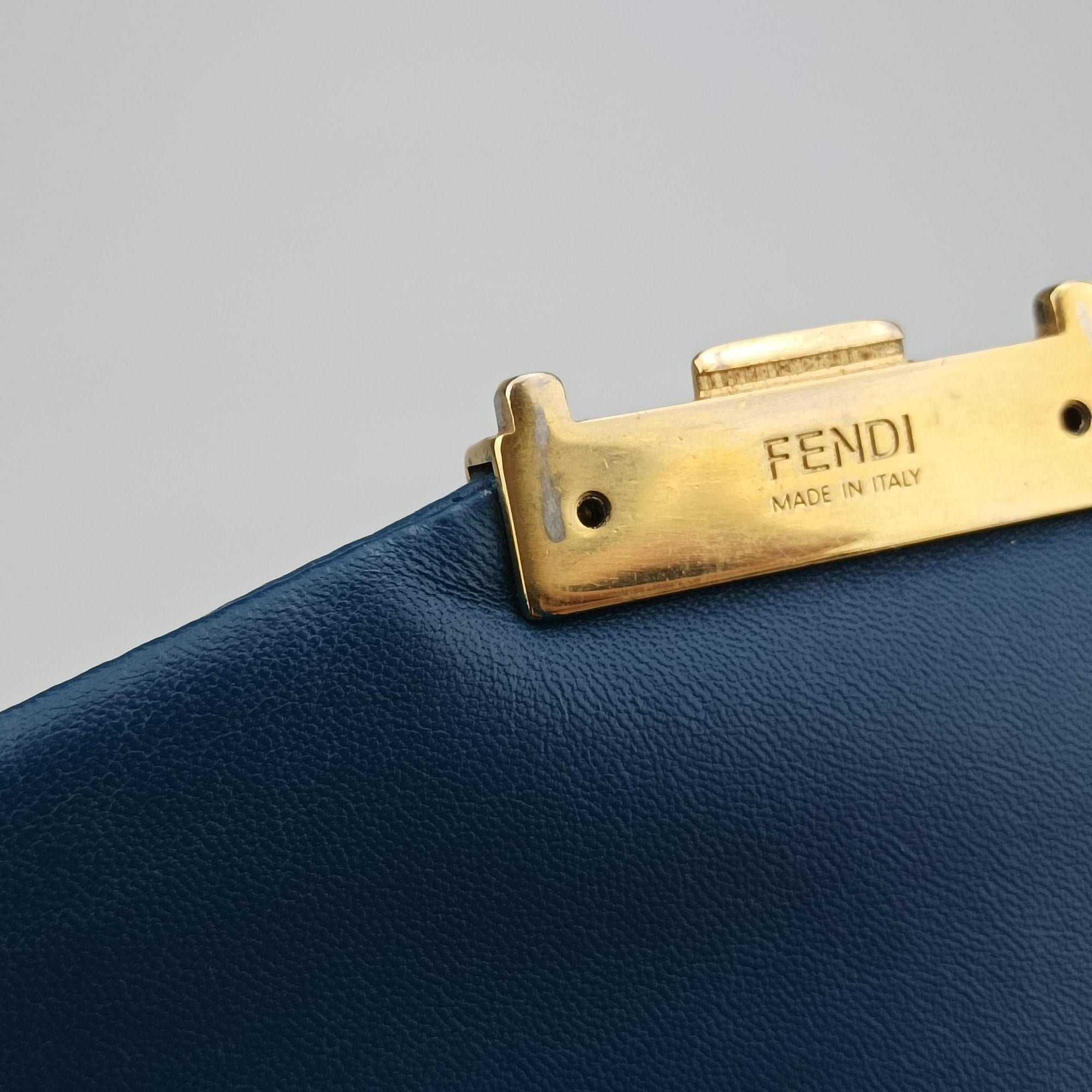 Pre-owned Fendi Be Baguette Blue lambskin 8BR677 shoulderbag | stylenewstar