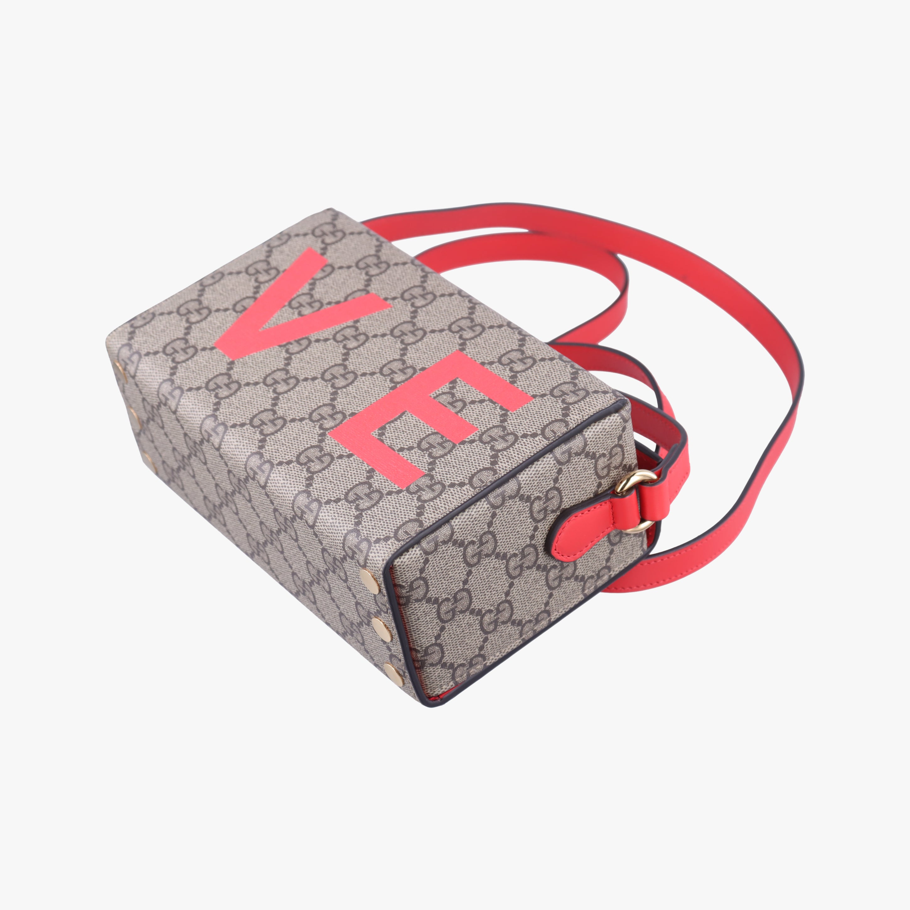 Pre-owned Gucci GG Supreme Brown×Red PVC coated canvas 677610 shoulderbag | stylenewstar