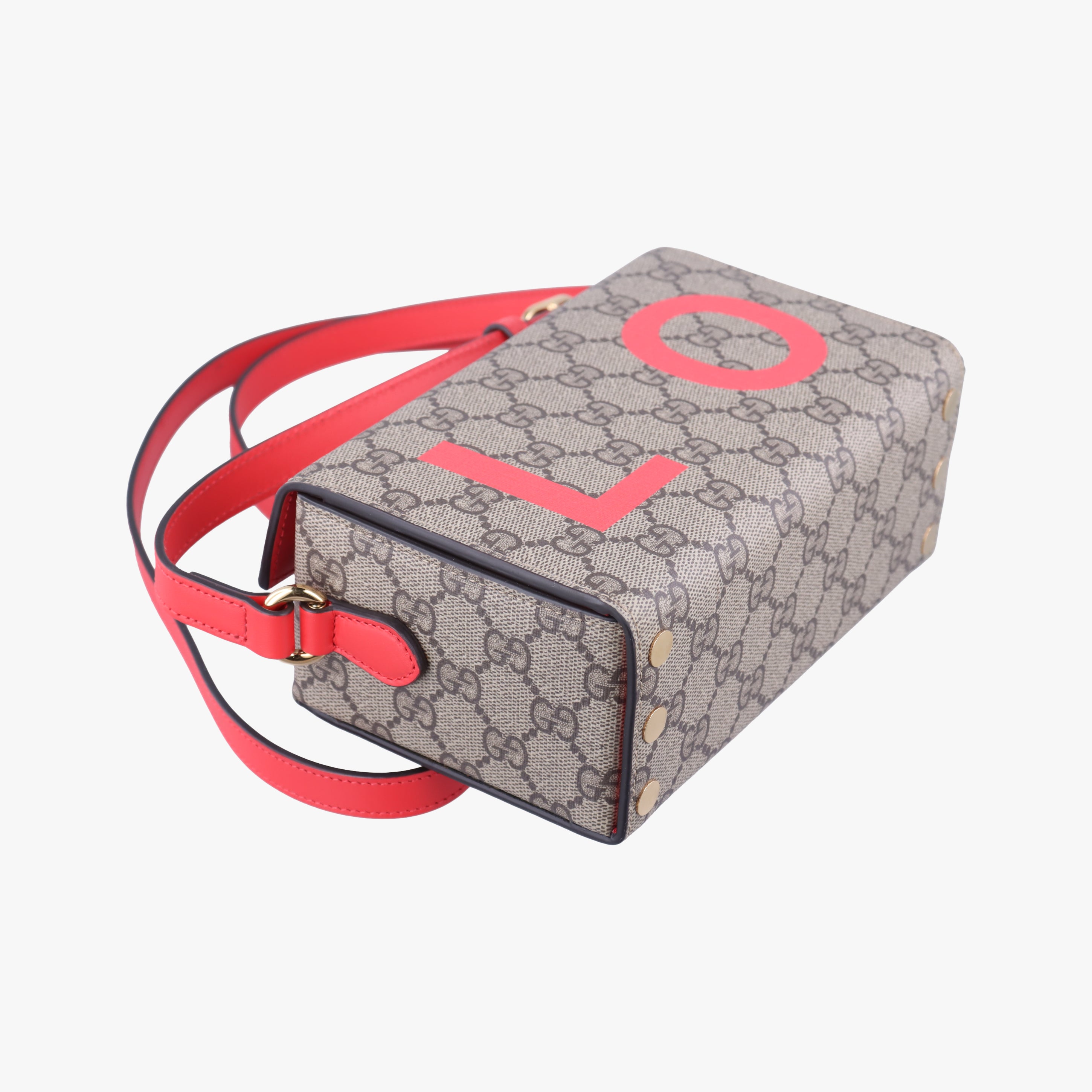 Pre-owned Gucci GG Supreme Brown×Red PVC coated canvas 677610 shoulderbag | stylenewstar