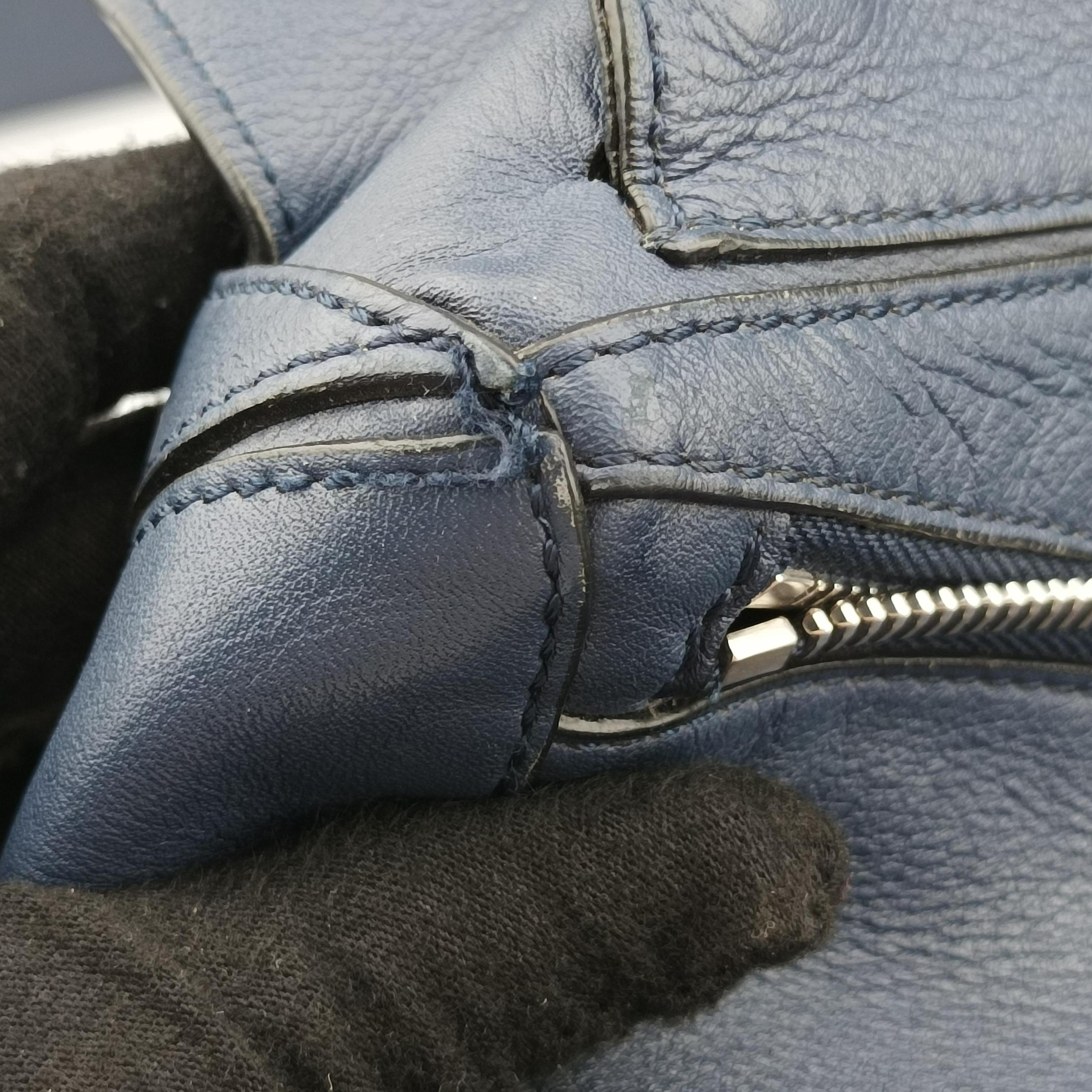 Pre-owned Loewe Puzzle Navy Leather  bum bag/waist bag | stylenewstar
