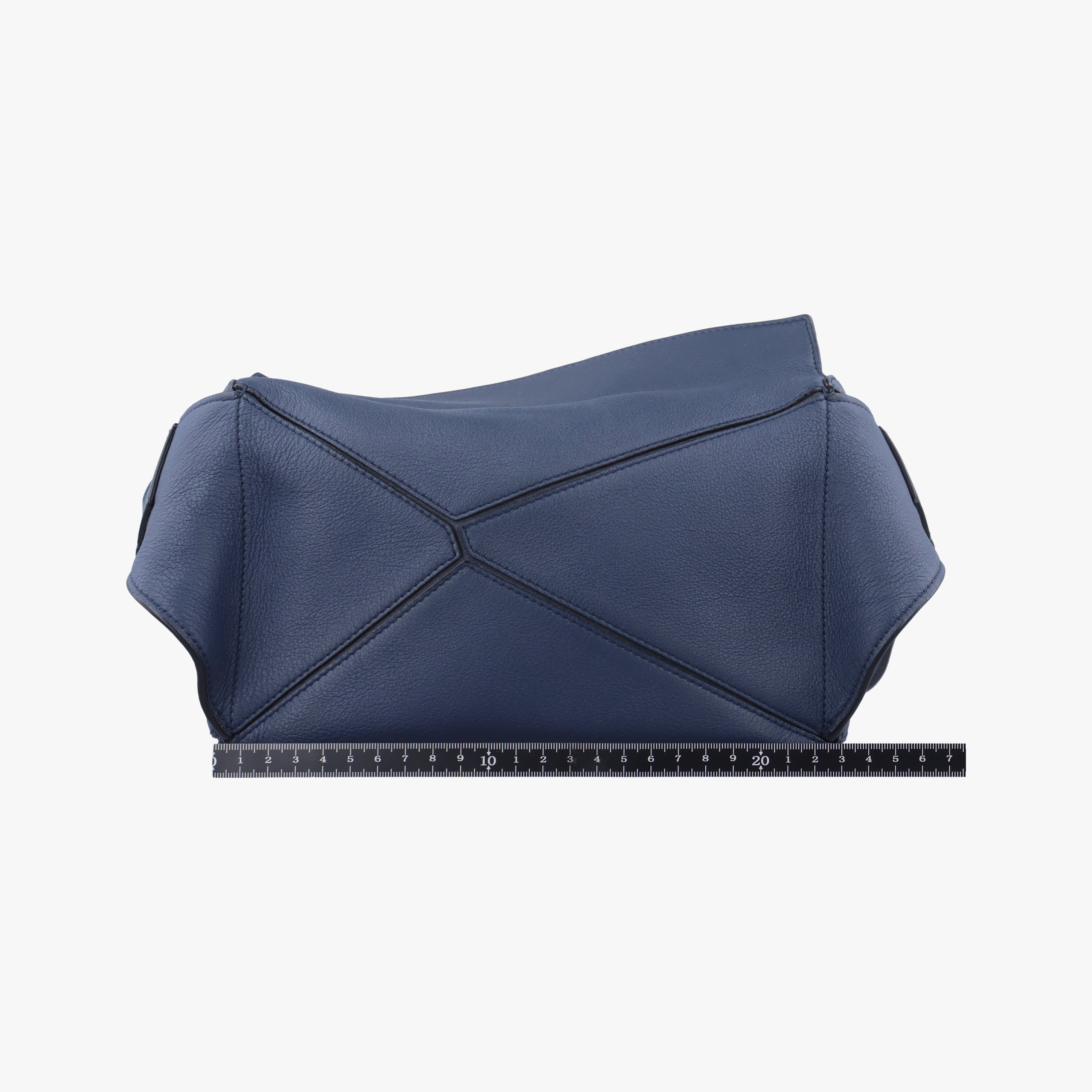 Pre-owned Loewe Puzzle Navy Leather  bum bag/waist bag | stylenewstar