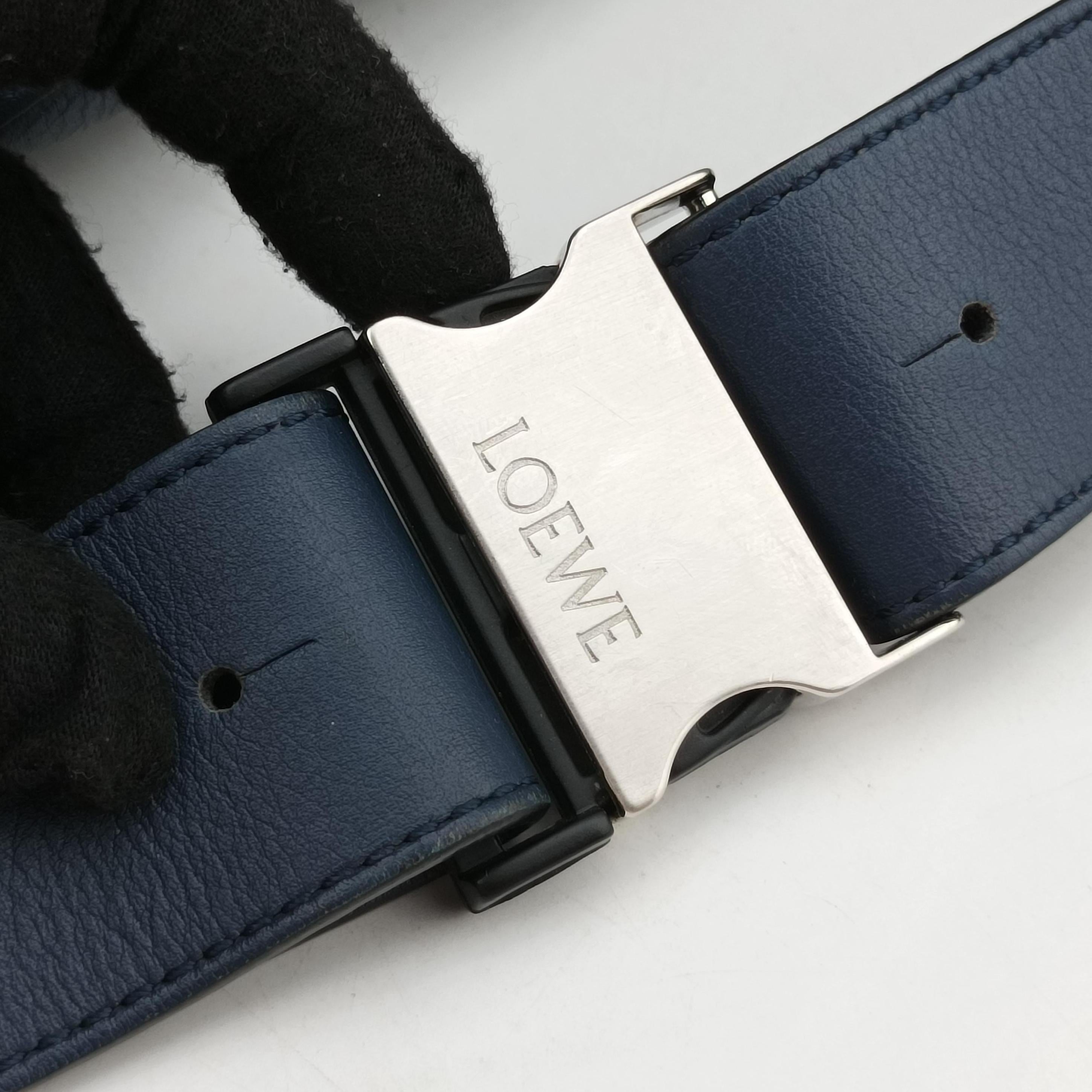 Pre-owned Loewe Puzzle Navy Leather  bum bag/waist bag | stylenewstar