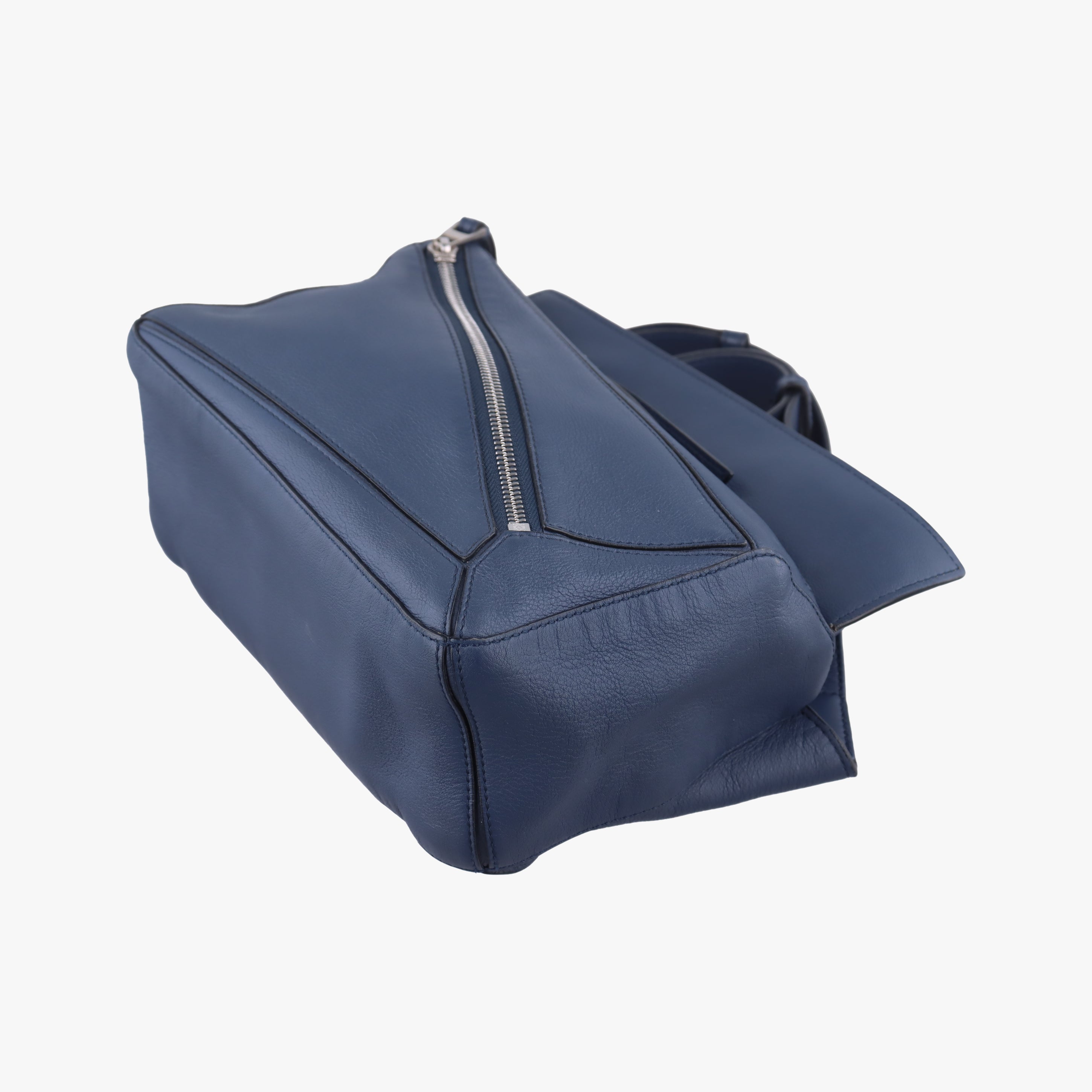 Pre-owned Loewe Puzzle Navy Leather  bum bag/waist bag | stylenewstar