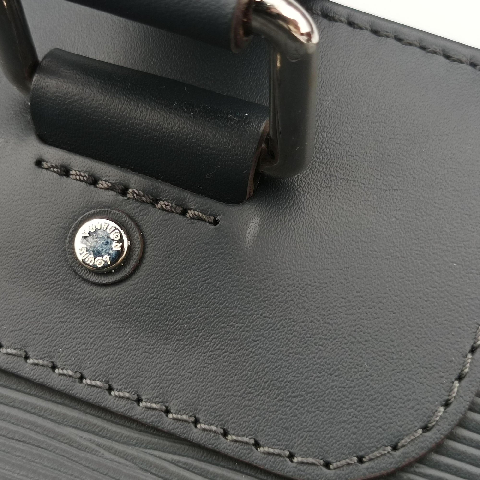Pre-owned Louis Vuitton Cabas joule Navy epi M50112 handbag | stylenewstar