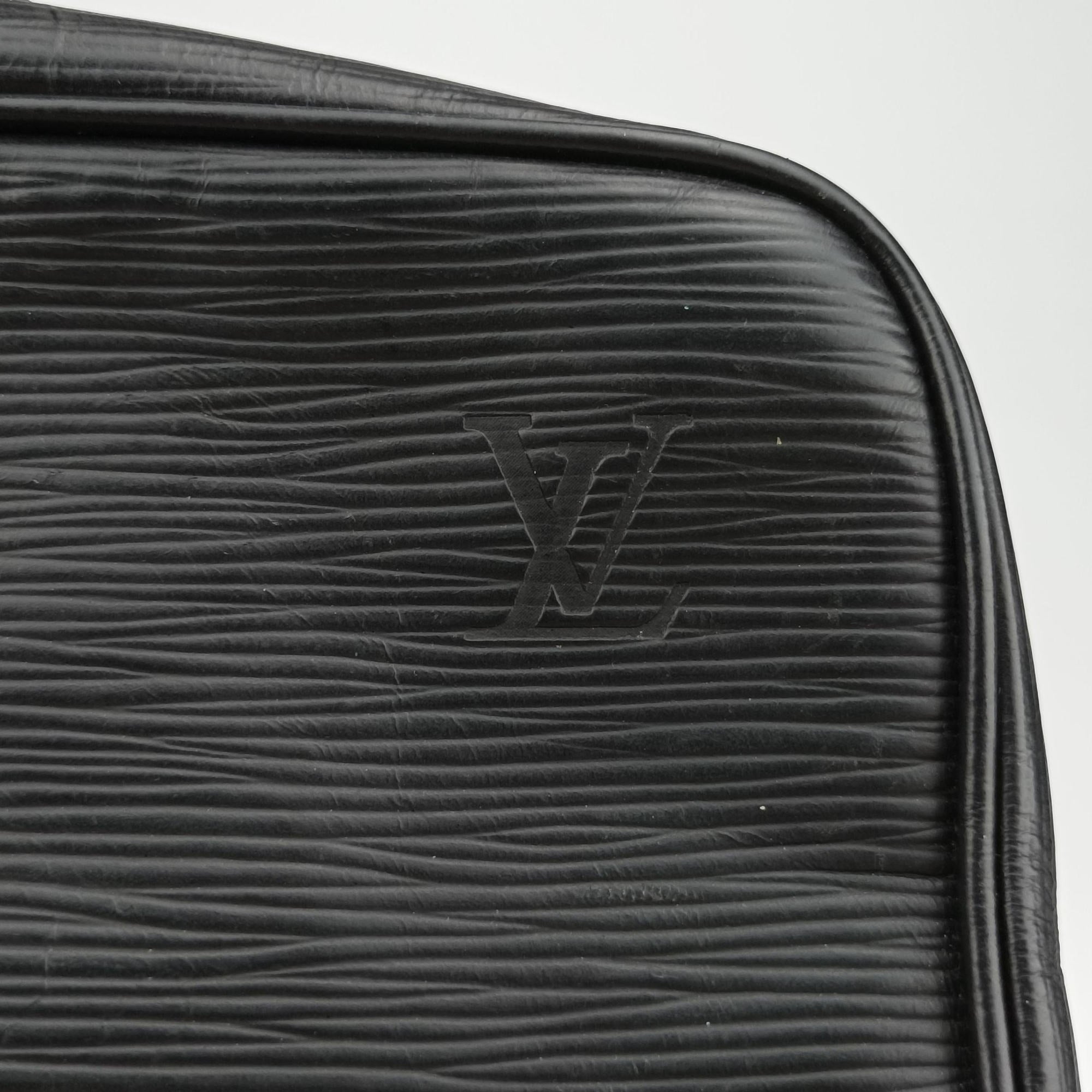 Pre-owned Louis Vuitton Porto Document Voyage Black Epi M59162 handbag | stylenewstar