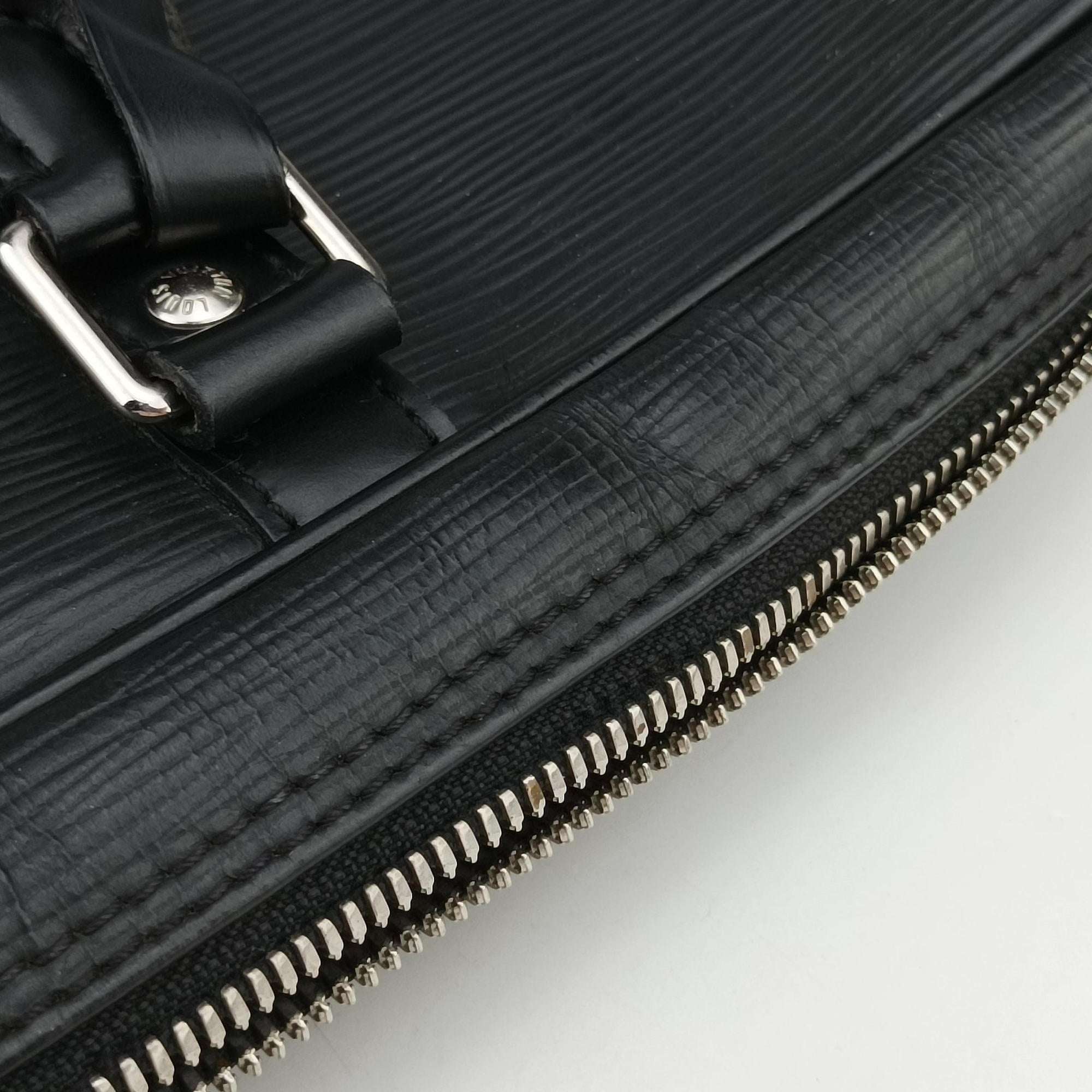 Pre-owned Louis Vuitton Porto Document Voyage Black Epi M59162 handbag | stylenewstar