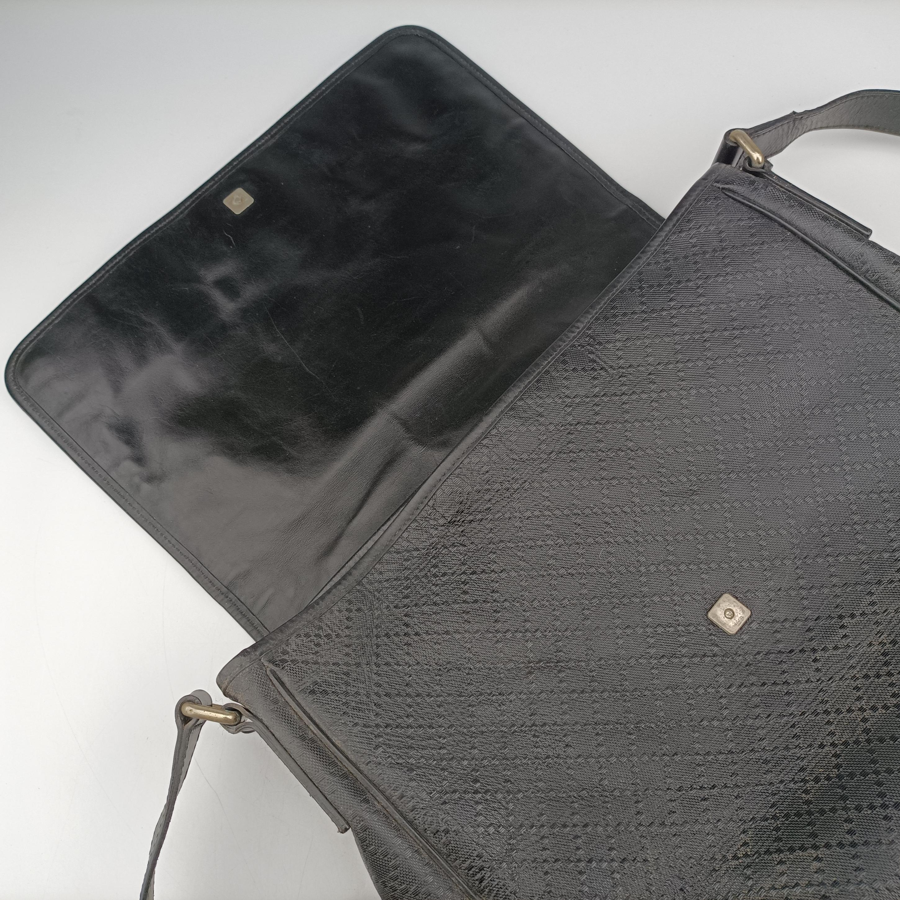 Pre-owned Gucci Guccissima Messenger Black Leather 223665 crossbodybag | stylenewstar