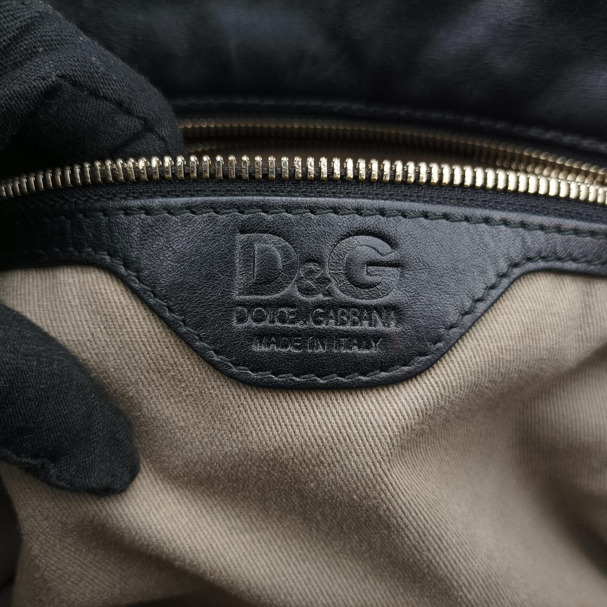 Vintage Dolce & Gabbana Mindy Black Leather  handbag | stylenewstar