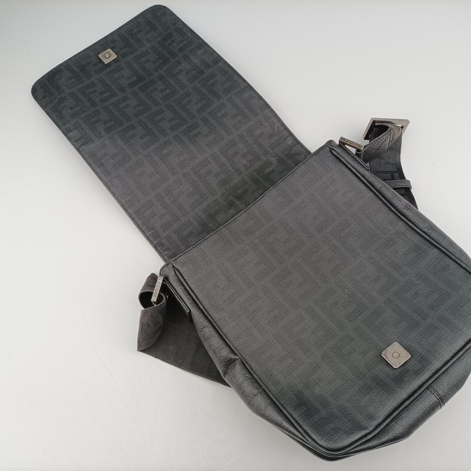 Pre-owned Fendi Zucca black PVC coated canvas 7VA215 shoulderbag | stylenewstar