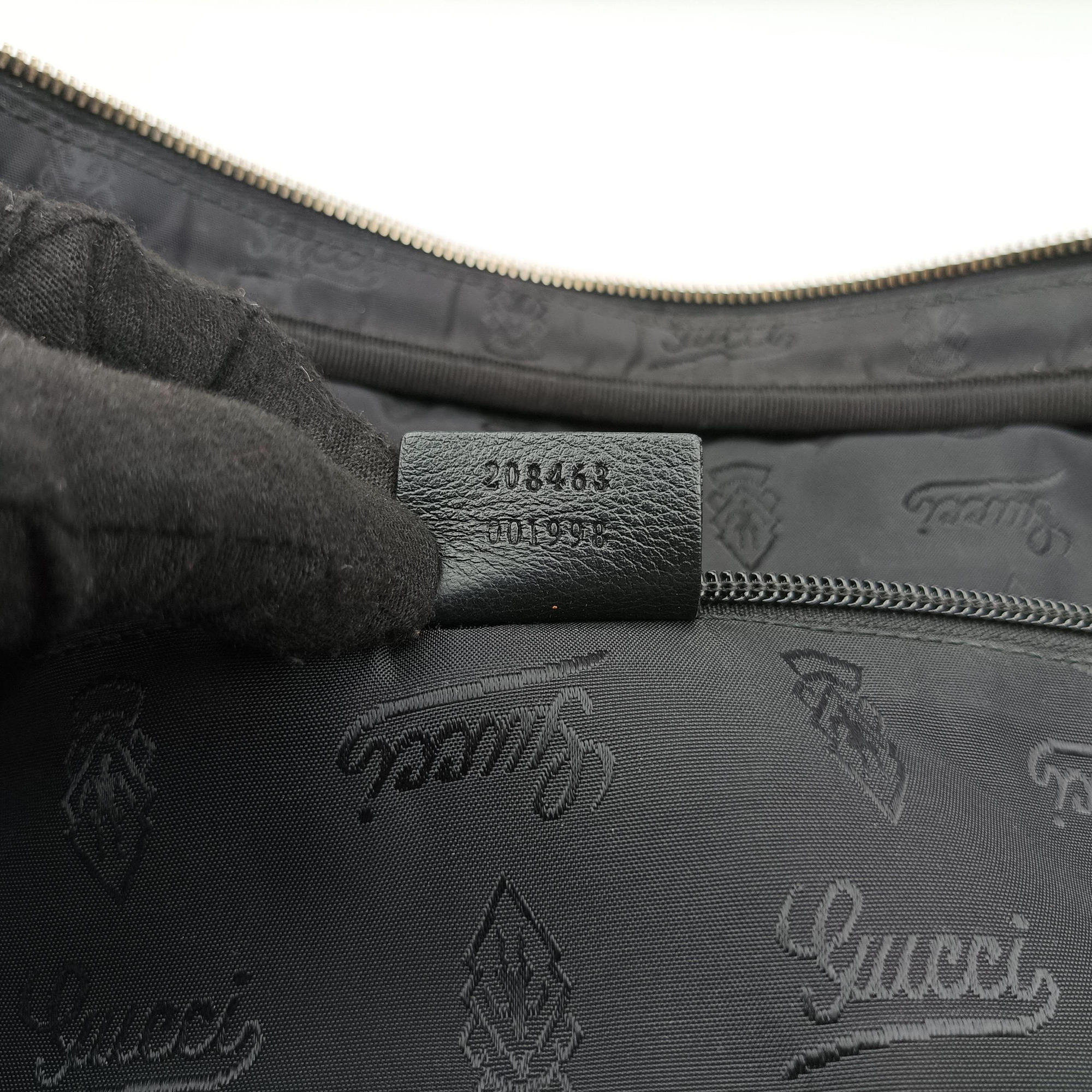 Pre-owned Gucci Guccissima Business Black Leather 208463 handbag | stylenewstar