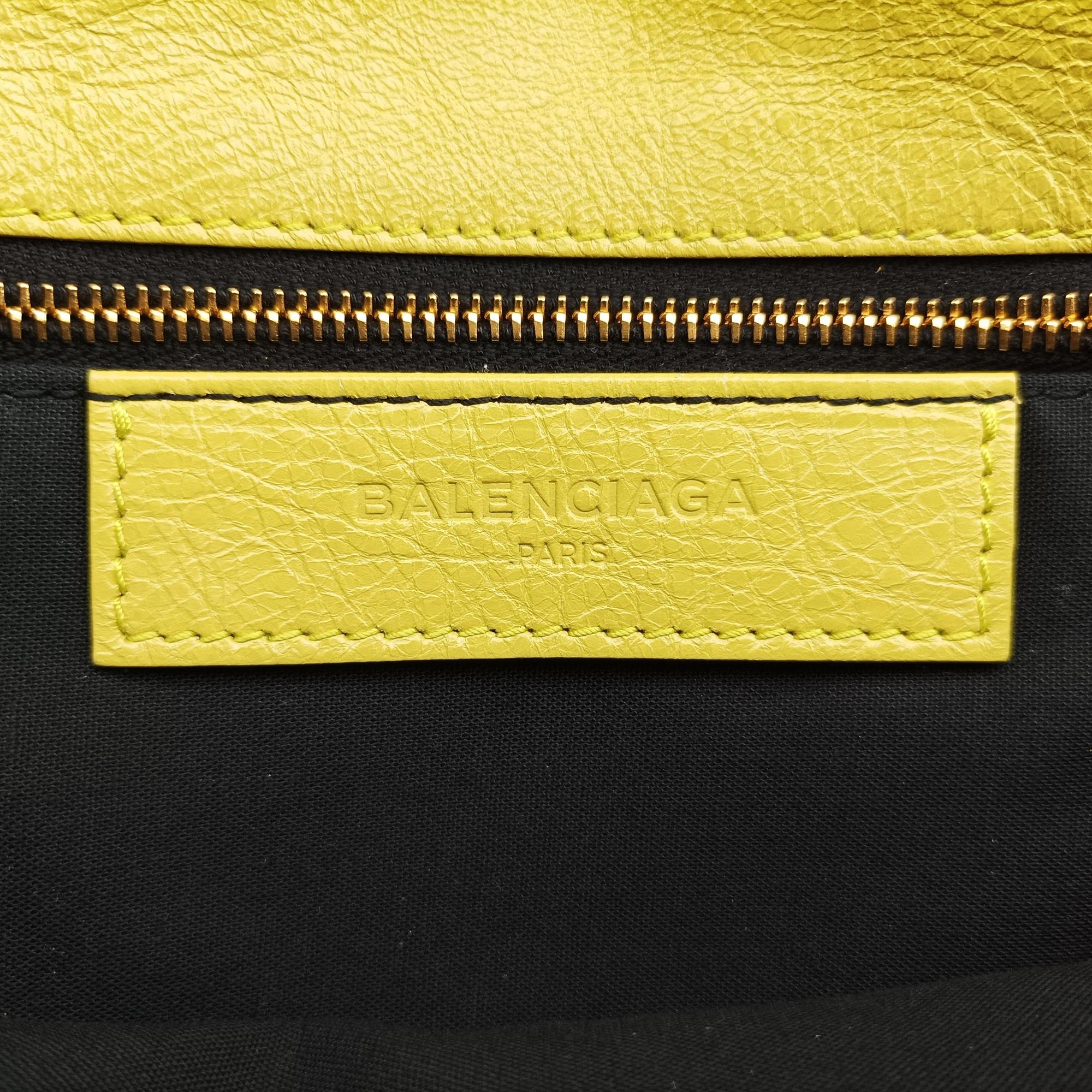 Pre-owned Balenciaga Envelop Yellow lambskin  shoulderbag | stylenewstar