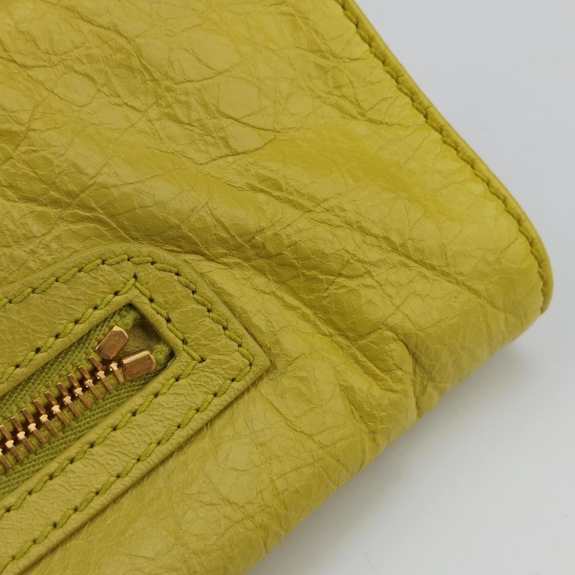 Pre-owned Balenciaga Envelop Yellow lambskin  shoulderbag | stylenewstar