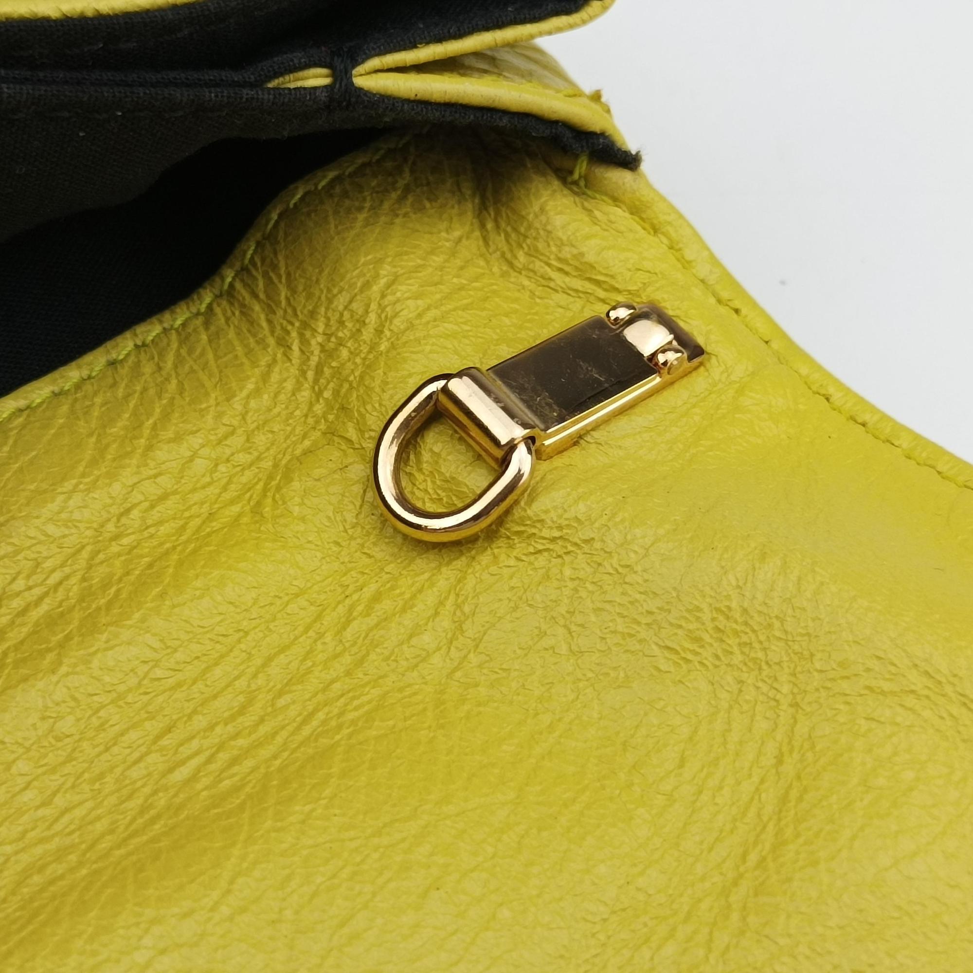 Pre-owned Balenciaga Envelop Yellow lambskin  shoulderbag | stylenewstar