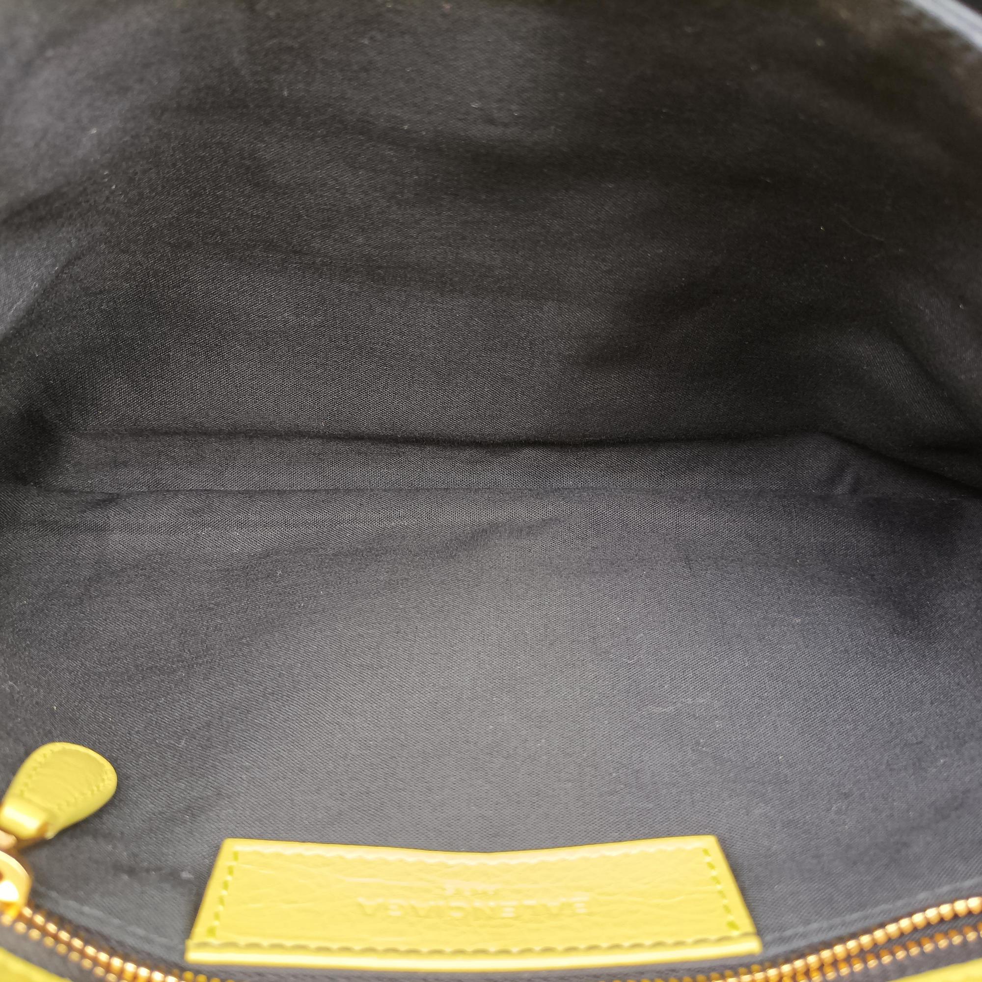 Pre-owned Balenciaga Envelop Yellow lambskin  shoulderbag | stylenewstar