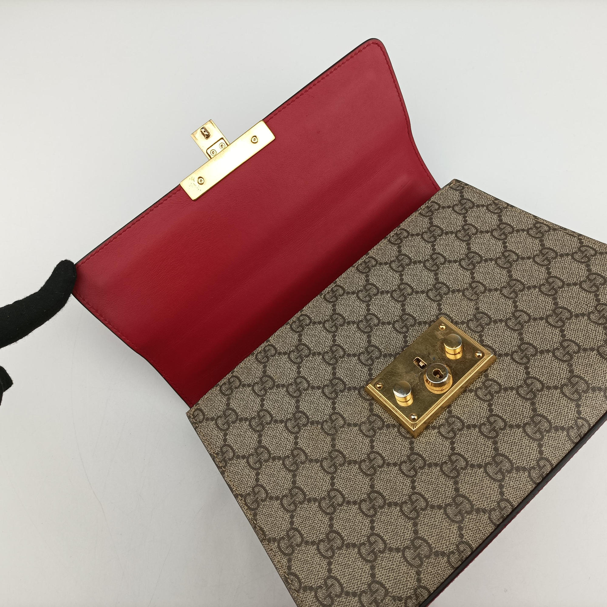 Pre-owned Gucci Padlock Beige × Red × Multi PVC coated canvas×leather 453188 shoulderbag | stylenewstar