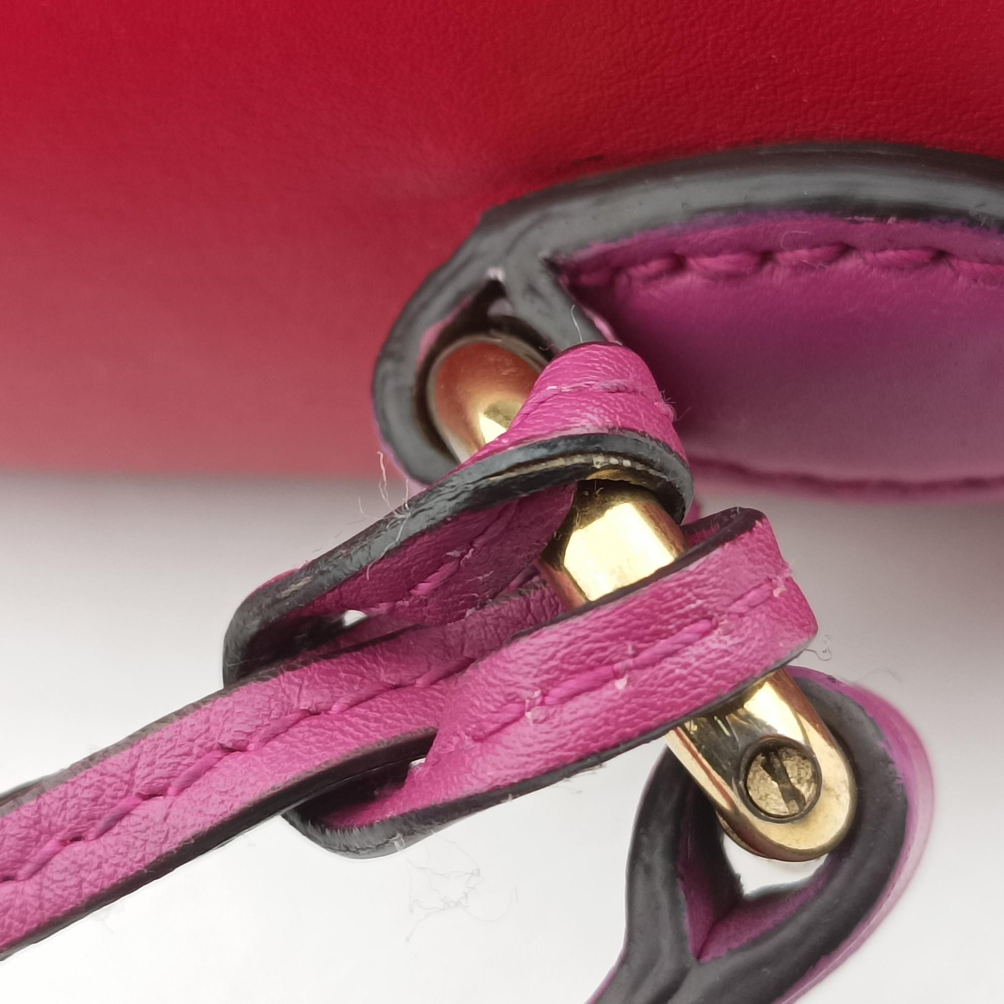 Pre-owned Gucci Padlock Beige × Red × Multi PVC coated canvas×leather 453188 shoulderbag | stylenewstar