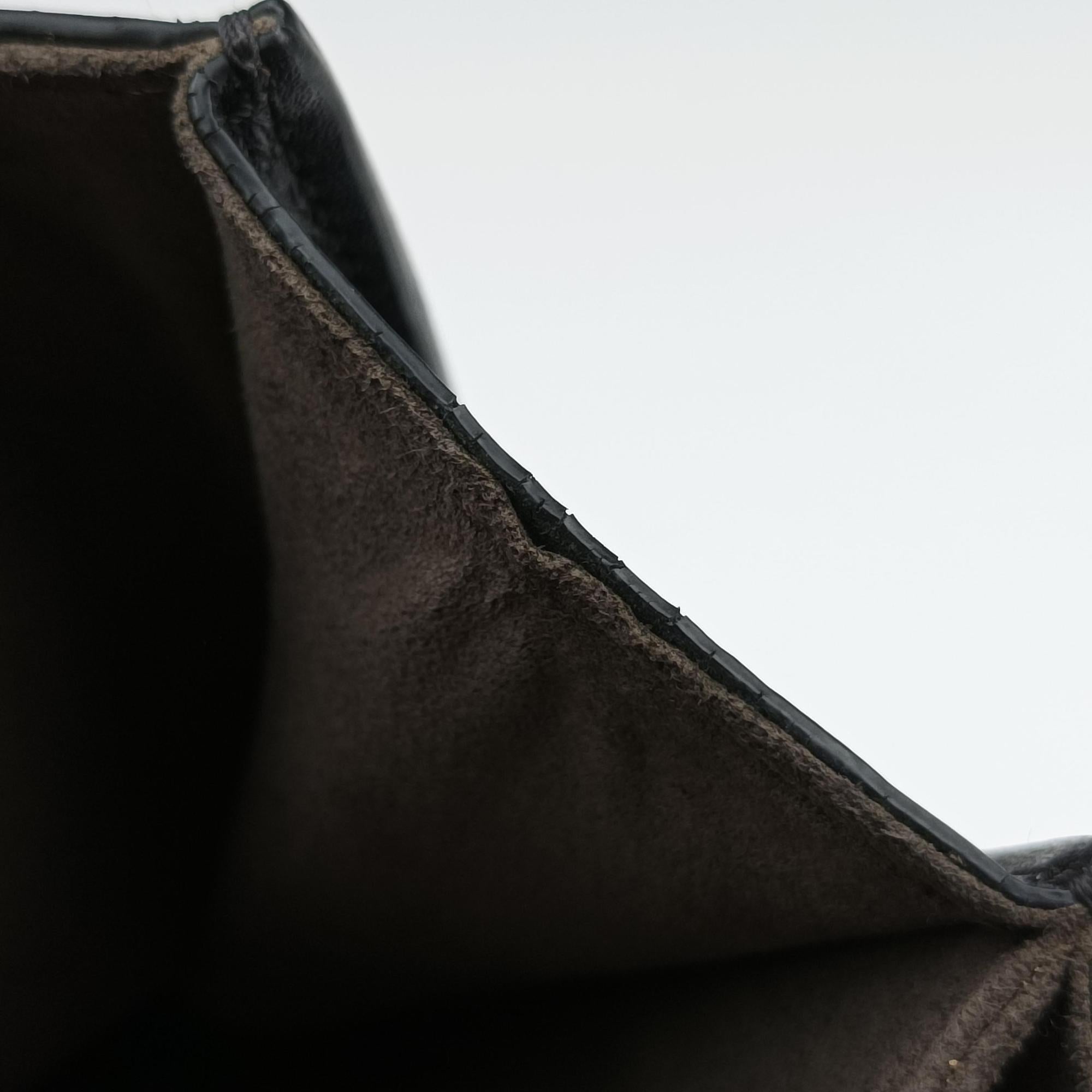 Vintage Fendi Kan I Black Leather 8BT283 shoulderbag | stylenewstar
