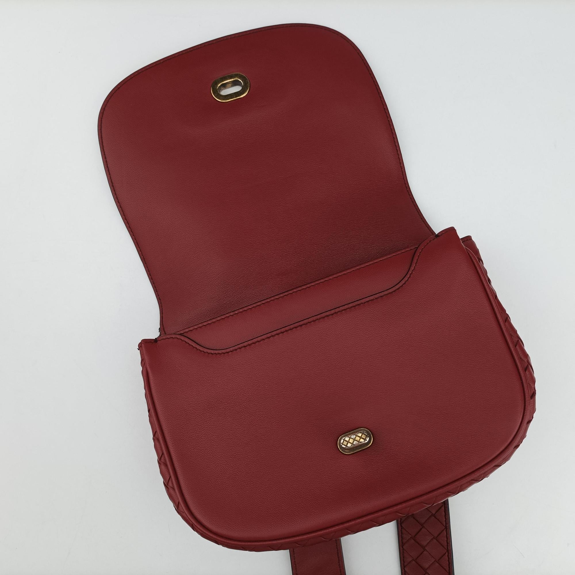 Vintage Bottega Veneta Luna Intrecciato Red lambskin  shoulderbag | stylenewstar