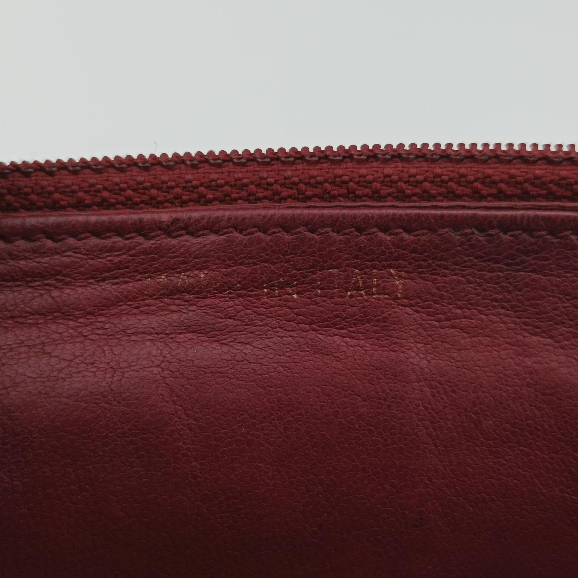 Vintage Chanel CocoMark Red Caviar Skin A05281 shoulderbag | stylenewstar