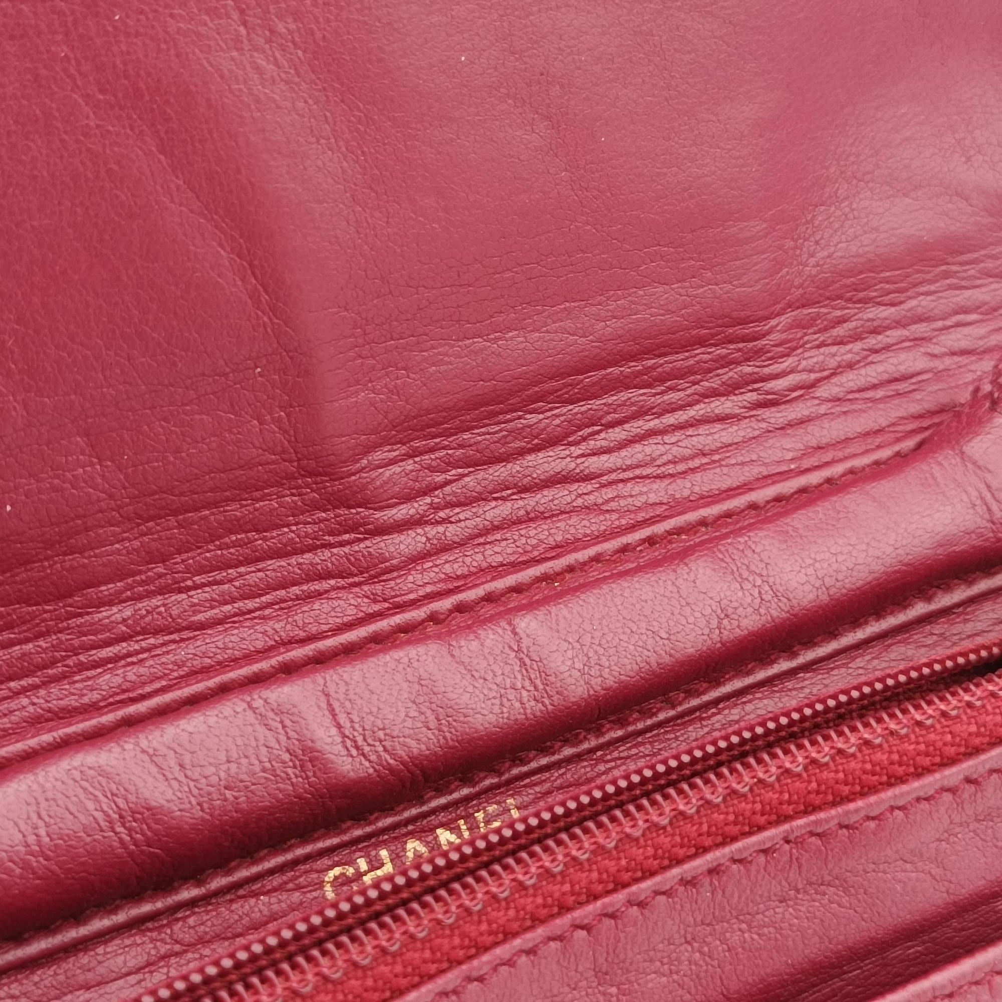Vintage Chanel CocoMark Red Caviar Skin A05281 shoulderbag | stylenewstar