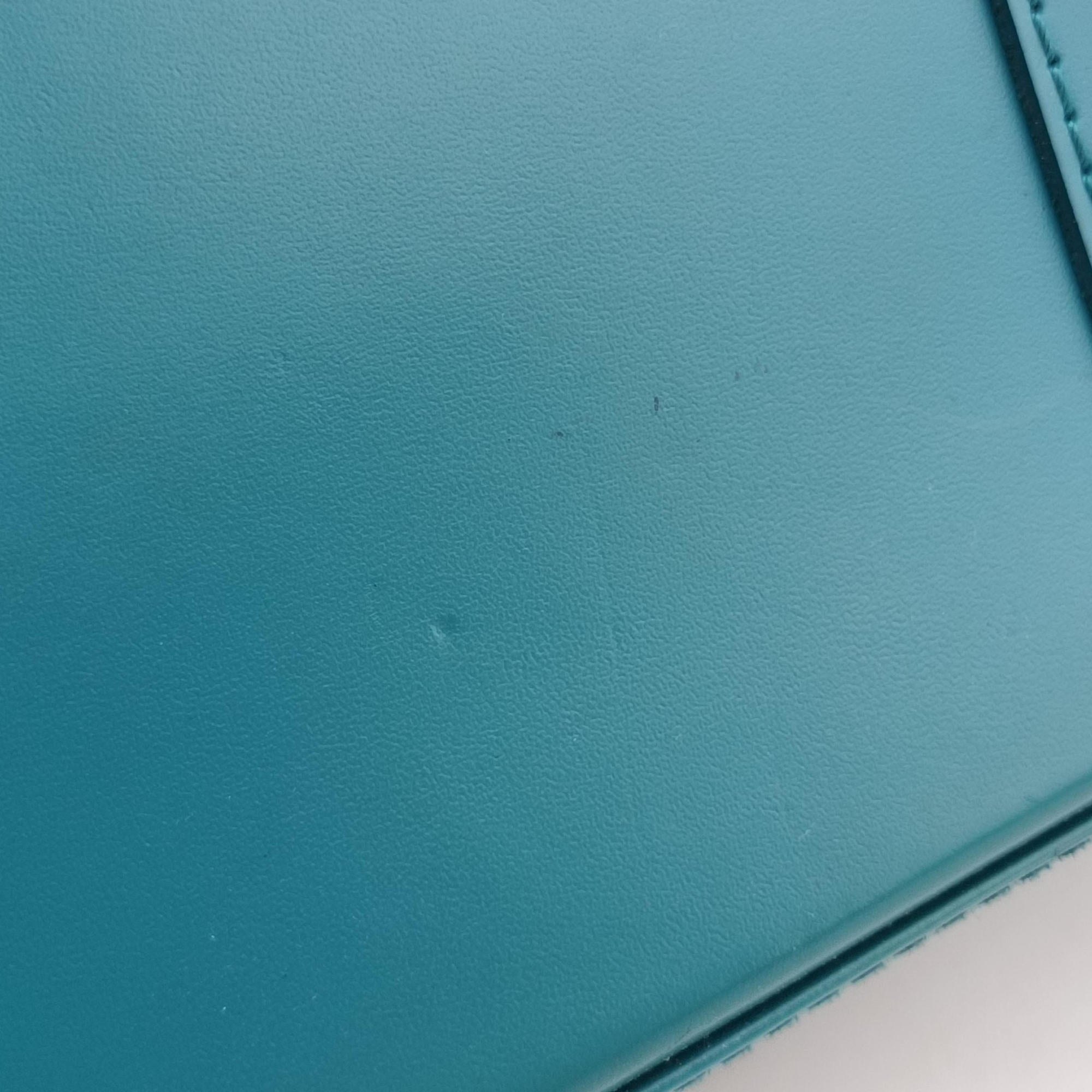 Pre-owned Louis Vuitton Alma PM CYAN Epi M40624 handbag | stylenewstar