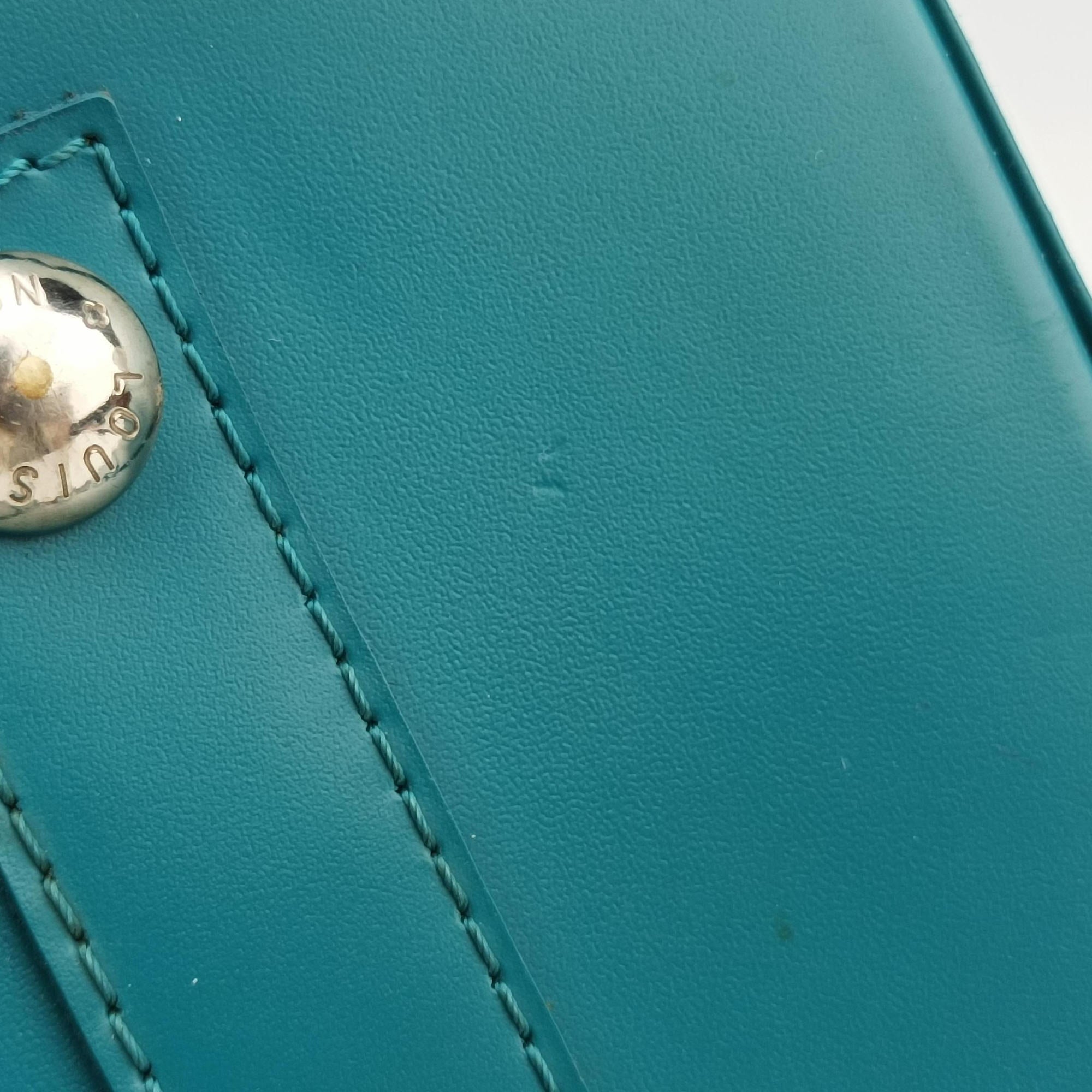 Pre-owned Louis Vuitton Alma PM CYAN Epi M40624 handbag | stylenewstar