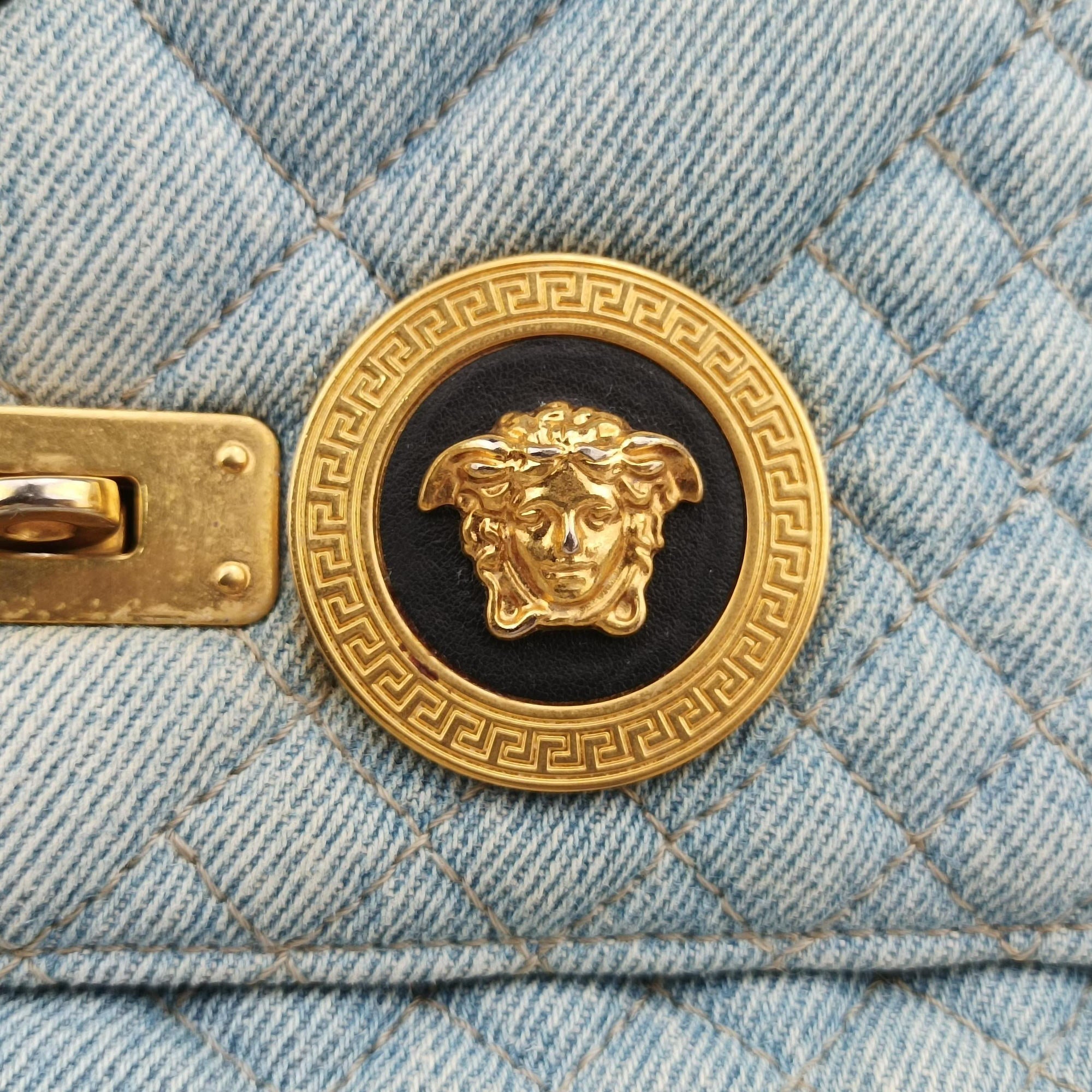 Pre-owned VERSACE Baroque Medusa blue×Multicolour denim  shoulderbag | stylenewstar