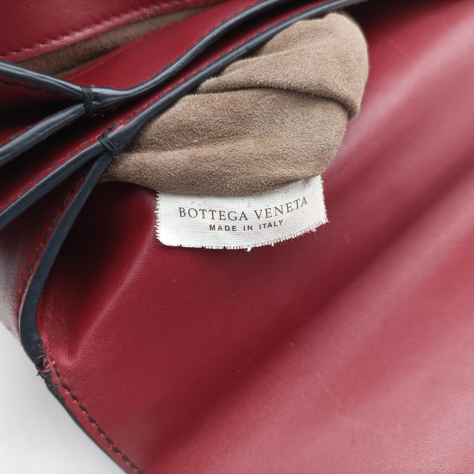 Pre-owned Bottega Veneta Piazza Red leather  shoulderbag | stylenewstar