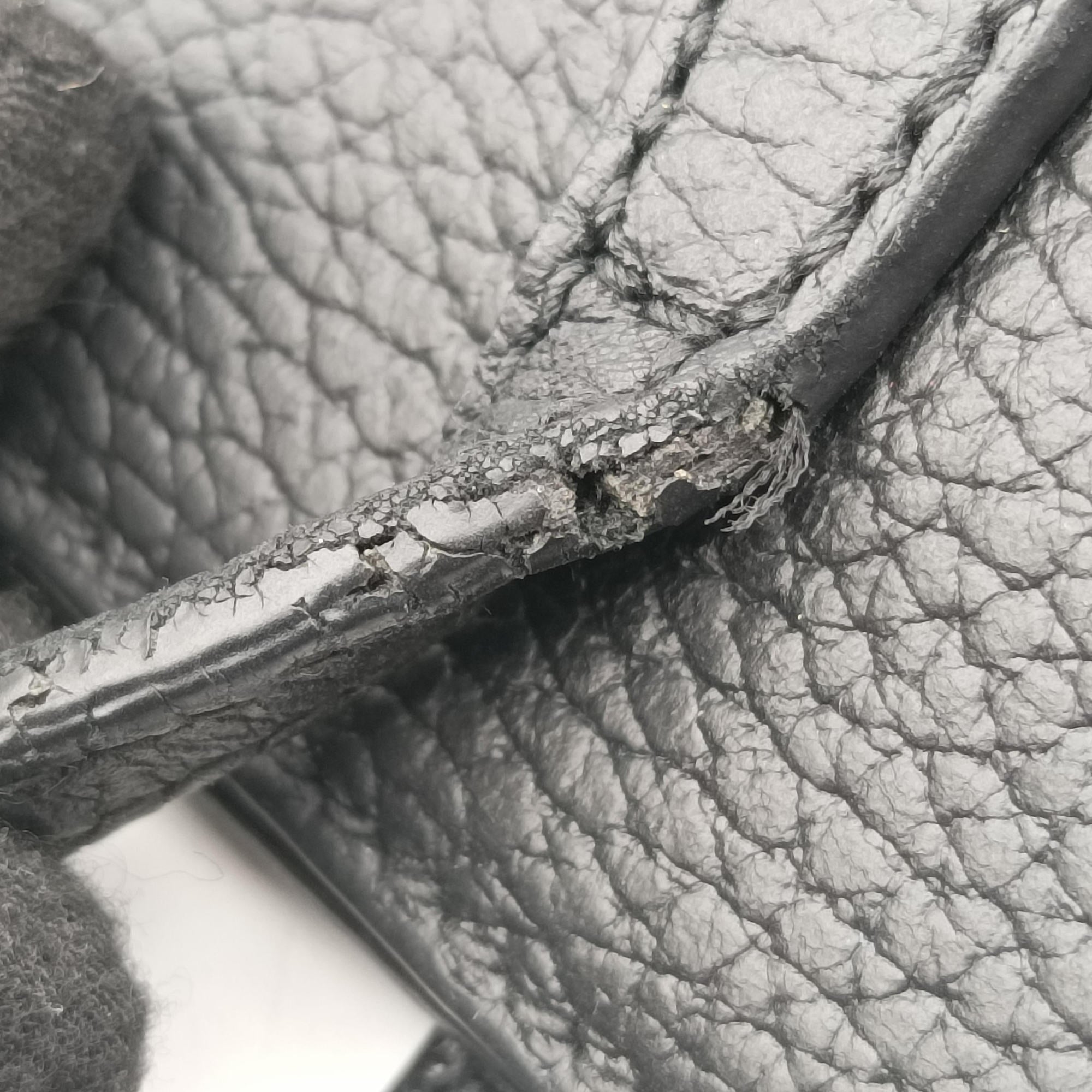 Pre-owned Gucci Swing Black Leather 368827 shoulderbag | stylenewstar