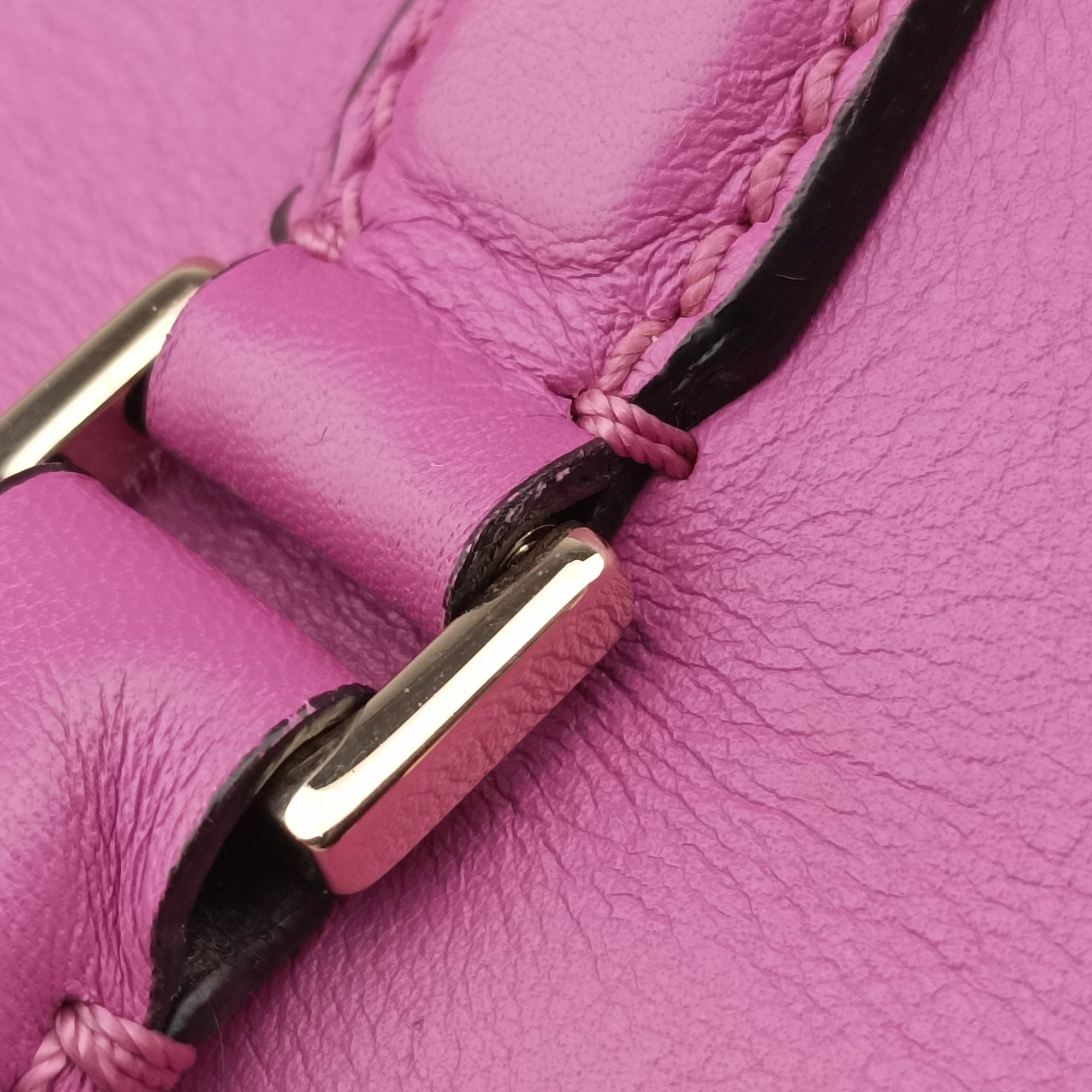 Pre-owned Valentino Rockstud purple Leather  shoulderbag | stylenewstar