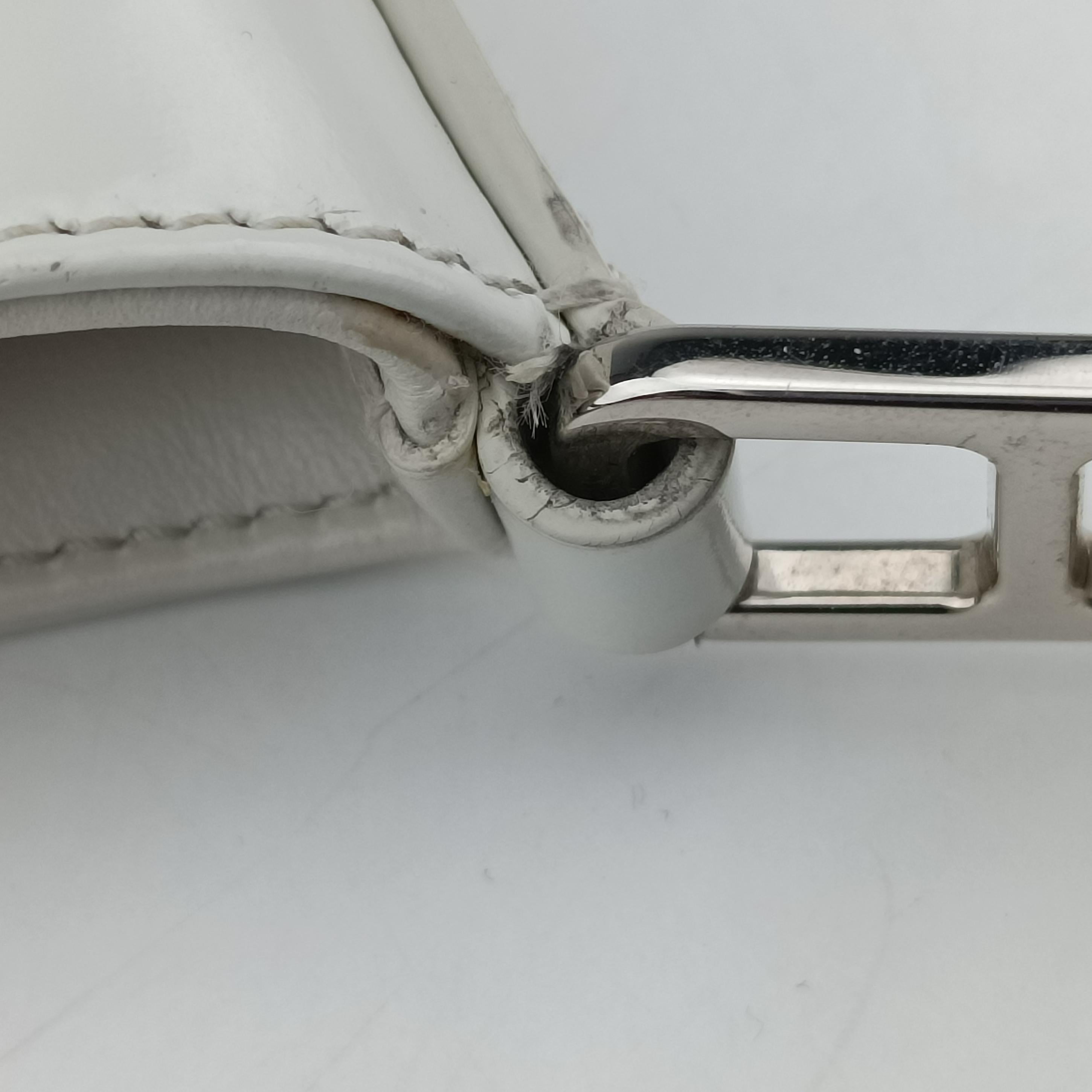 Vintage Prada Cleo White Brushed leather 1BC499 shoulderbag | stylenewstar