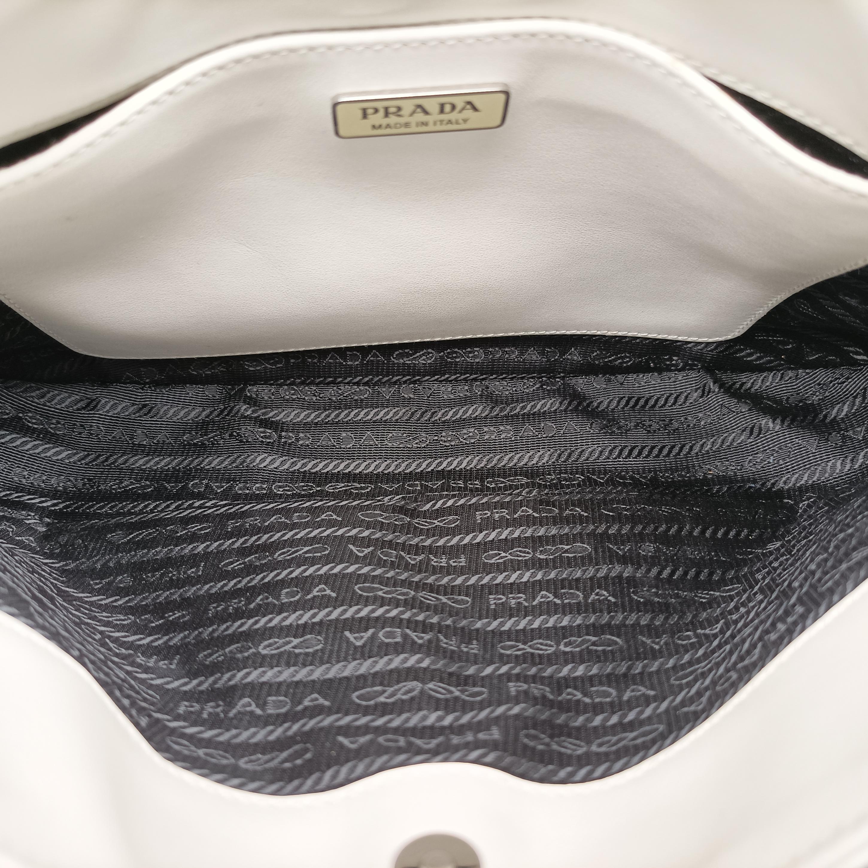 Vintage Prada Cleo White Brushed leather 1BC499 shoulderbag | stylenewstar