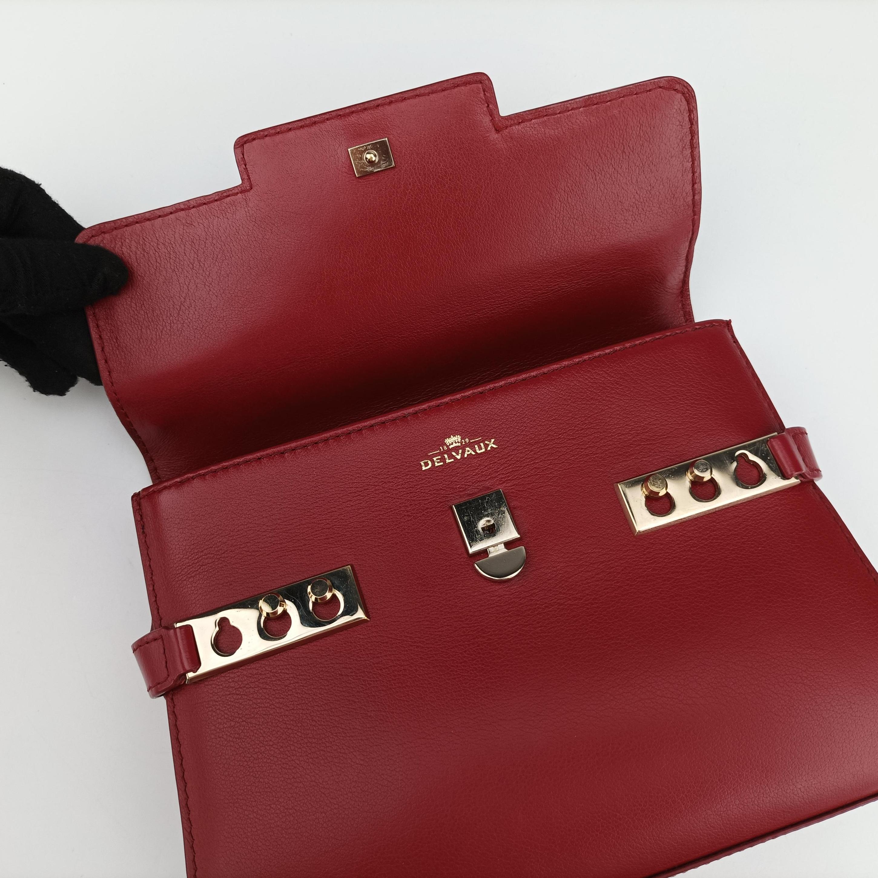 Pre-owned Delvaux Tampete Red Leather  shoulderbag | stylenewstar