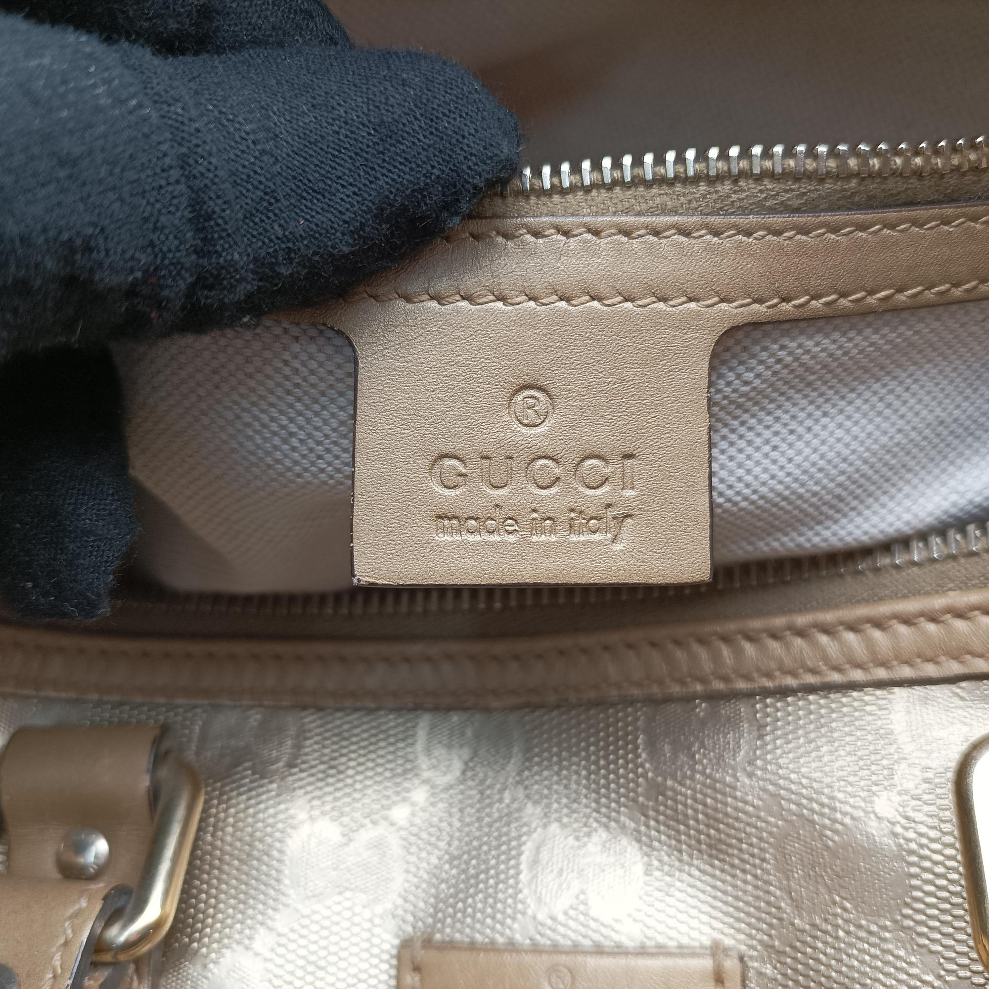 Pre-owned Gucci GG plus Spring Joy GG Supreme Golden PVC coated canvas 193603 handbag | stylenewstar