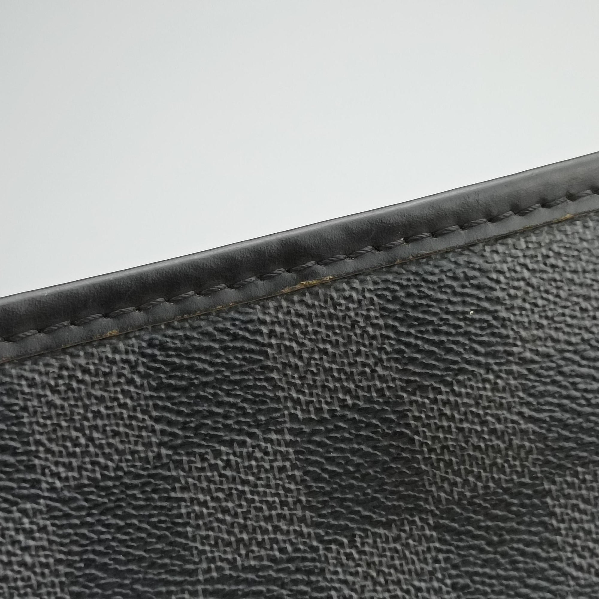 Secondhand Louis Vuitton Tadao Graphite Damier Graphite N41259 handbag | stylenewstar