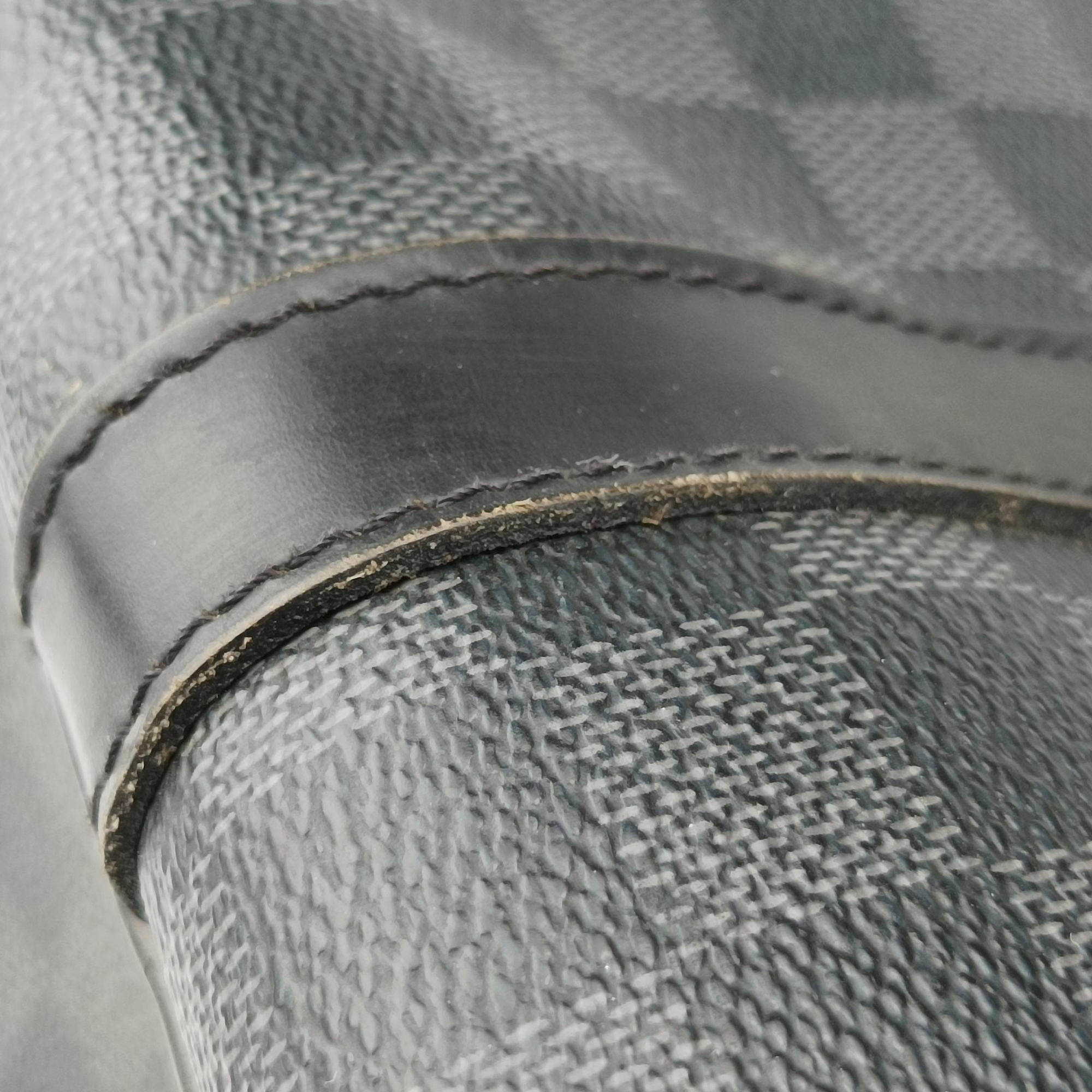 Secondhand Louis Vuitton Tadao Graphite Damier Graphite N41259 handbag | stylenewstar