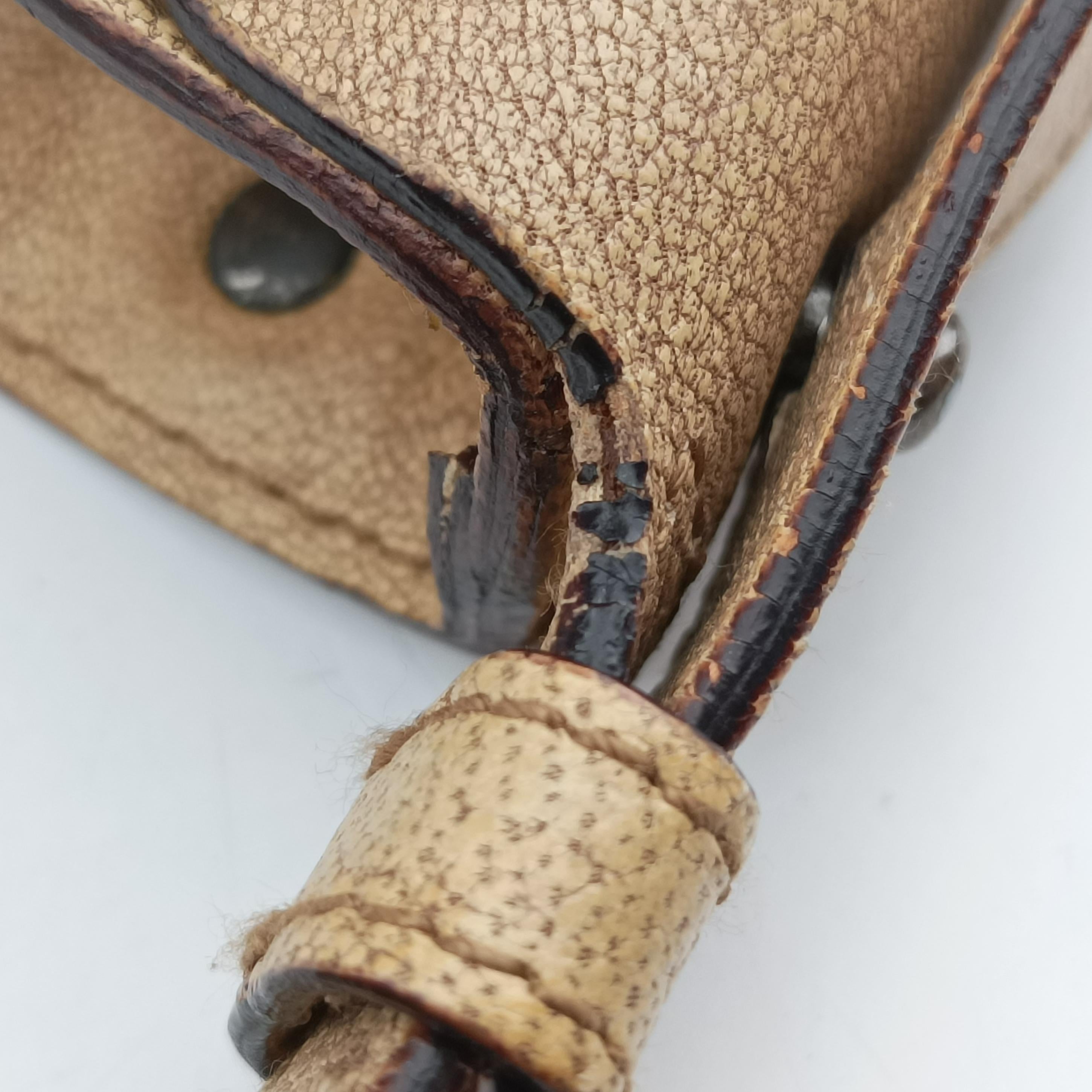 Pre-owned Yves Saint Laurent Mombasa beige Leather  handbag | stylenewstar