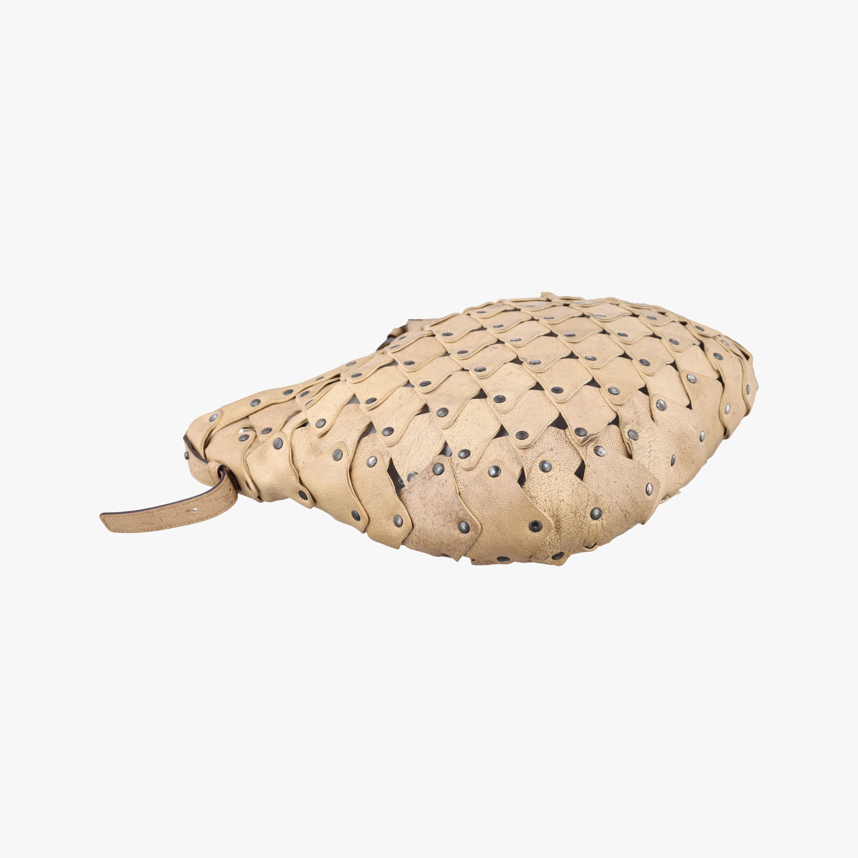 Pre-owned Yves Saint Laurent Mombasa beige Leather  handbag | stylenewstar