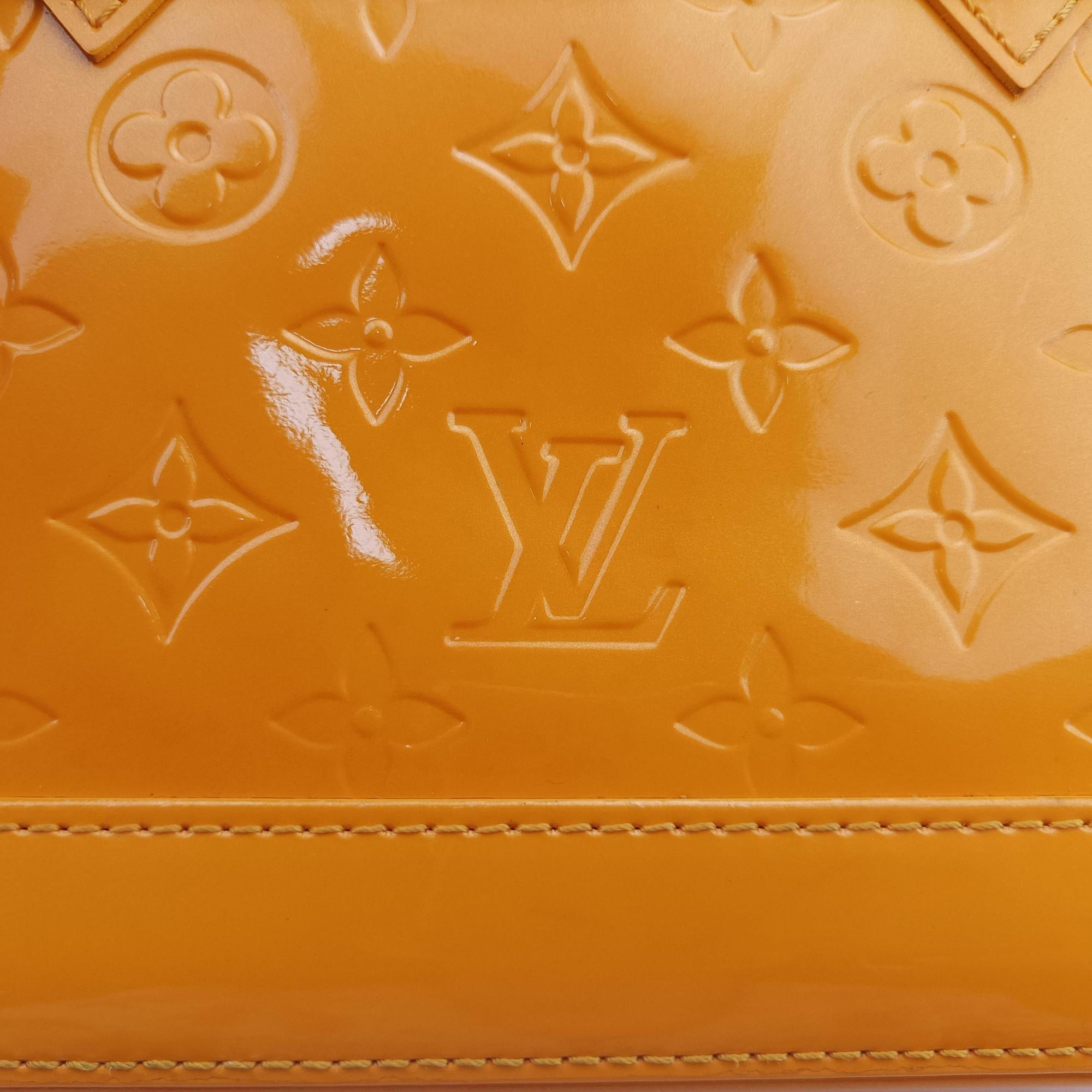 Vintage Louis Vuitton Alma BB jone passion Vernis M91697 shoulderbag | stylenewstar