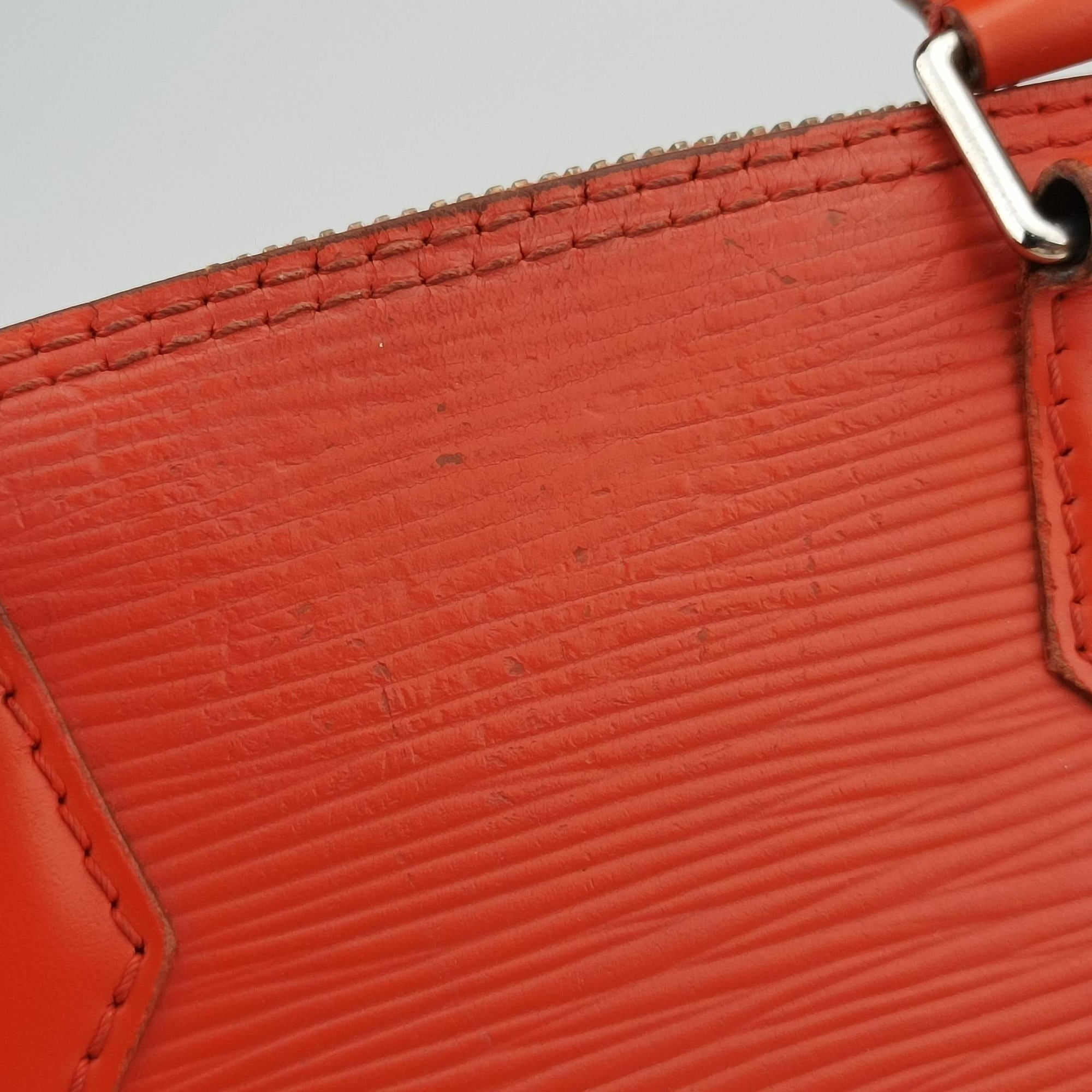 Pre-owned Louis Vuitton Alma BB PIMENT Epi M40854 shoulderbag | stylenewstar