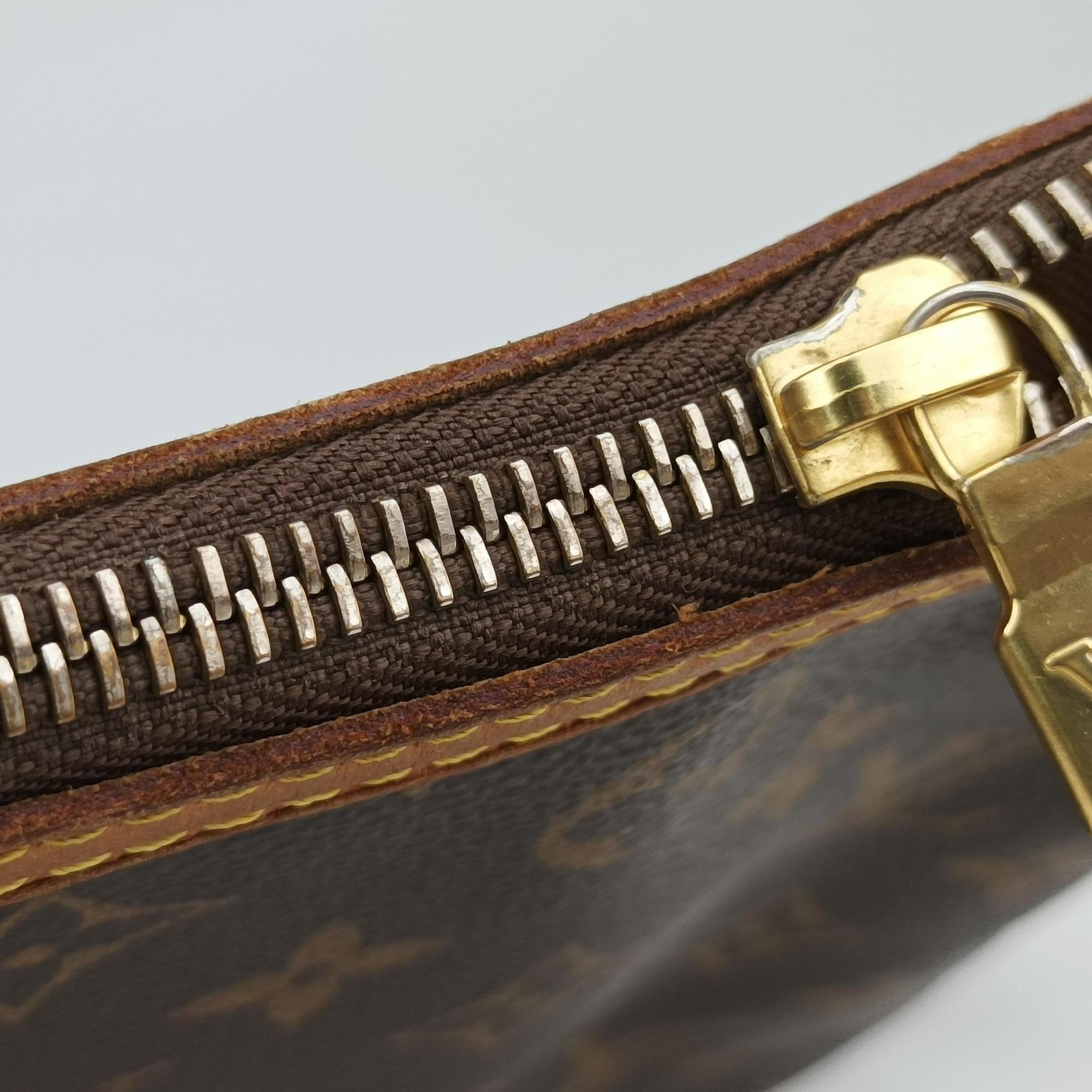 Pre-owned Louis Vuitton Odeon PM Brown Monogram Canvas M56390 shoulderbag | stylenewstar